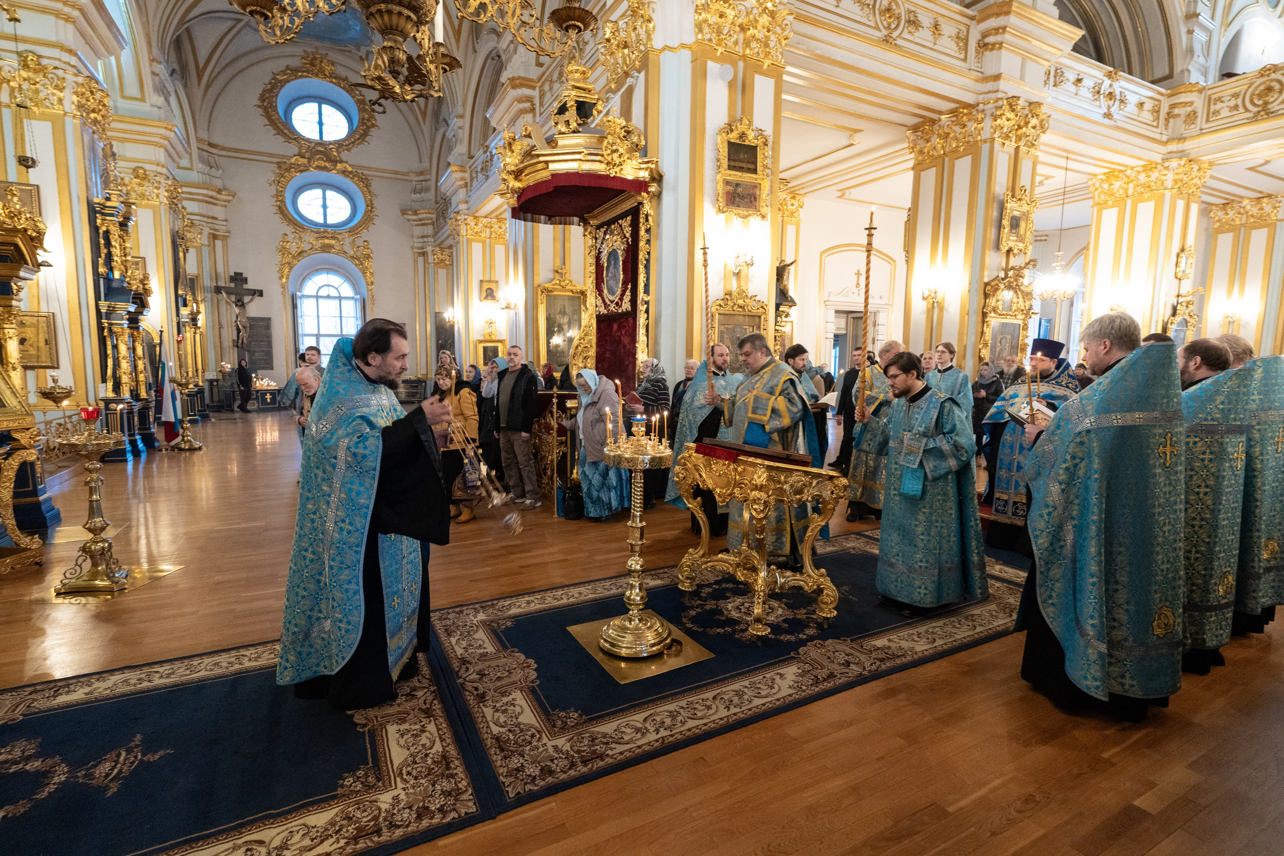 Утреня с акафистом Пресвятой Богородице. НИКОЛО-БОГОЯВЛЕНСКИЙ МОРСКОЙ СОБОР