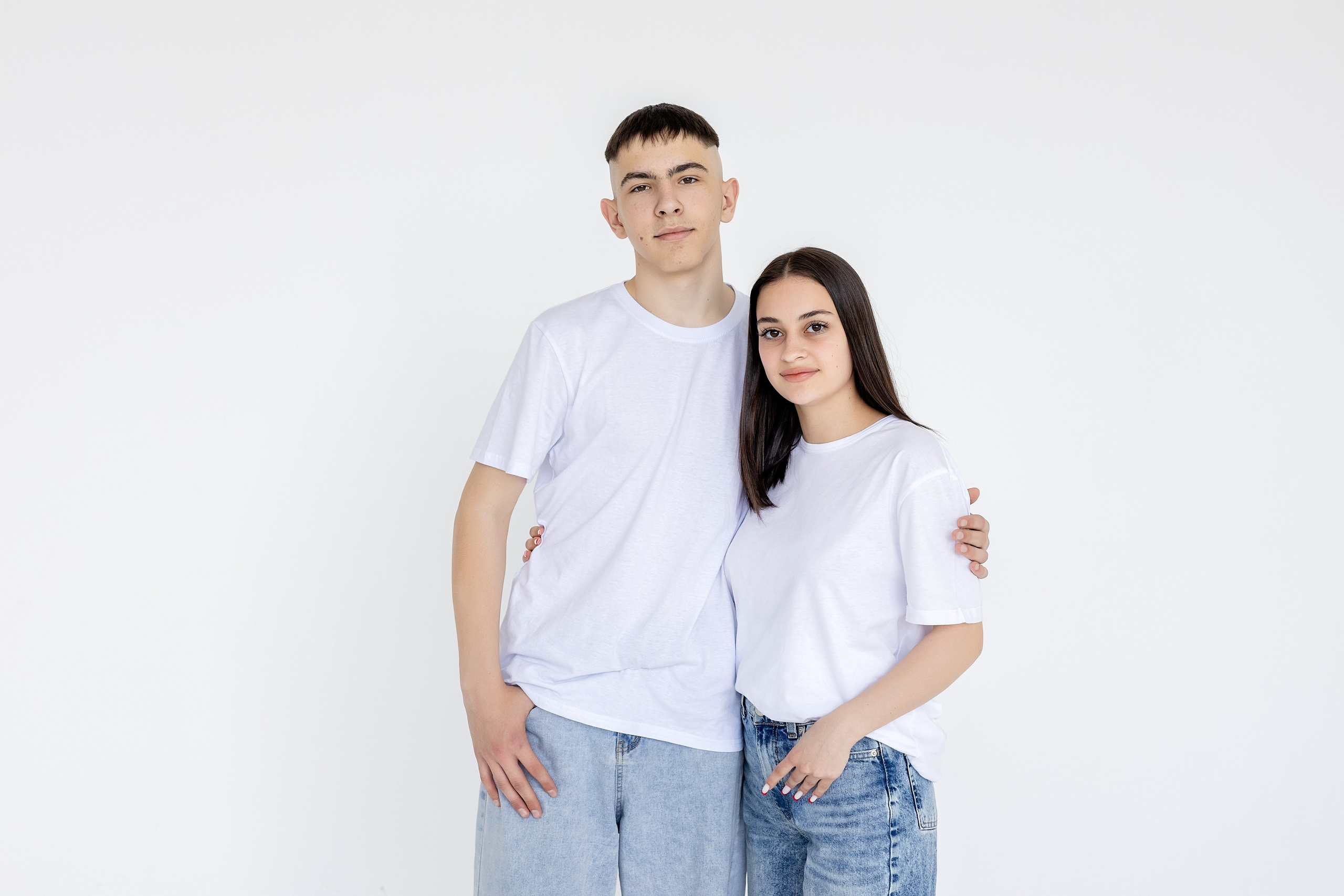 Школа 11, 9-г класс. Артём. Стильный выпускной альбом Владивосток фотограф Вероника Мигачева