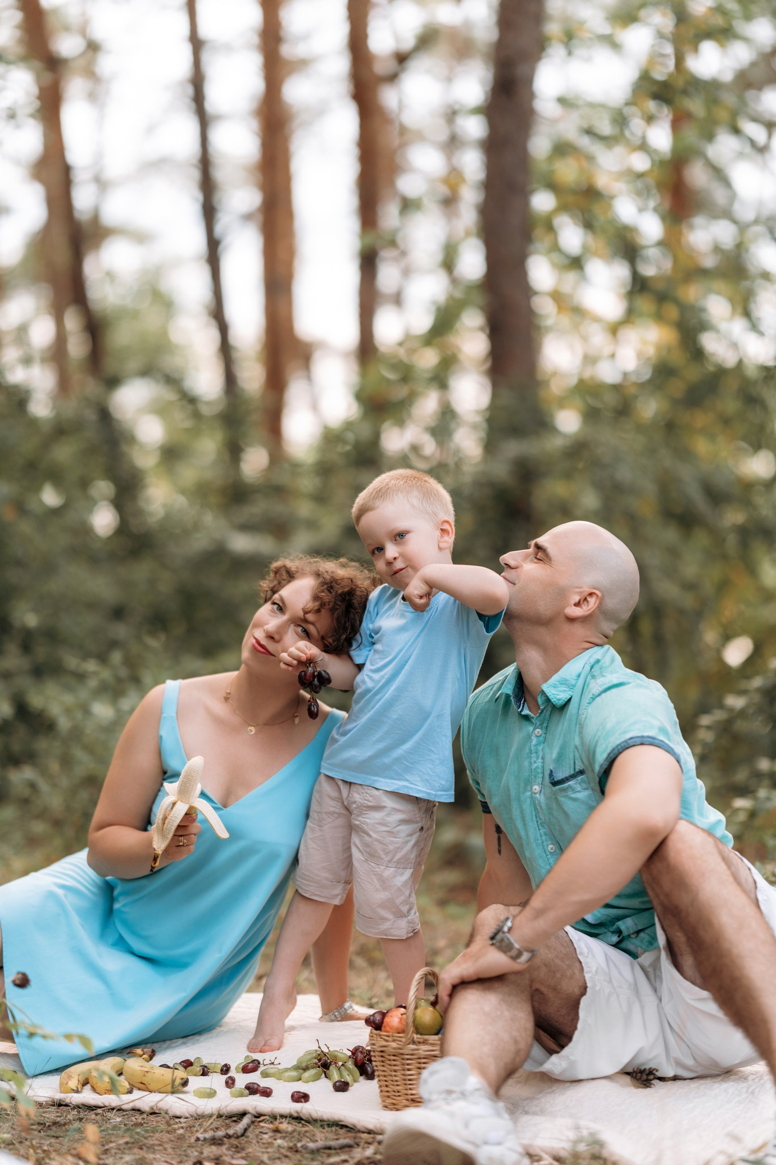 Семья на природе. Семейный и свадебный фотограф в Ульяновске Арина Авдеева
