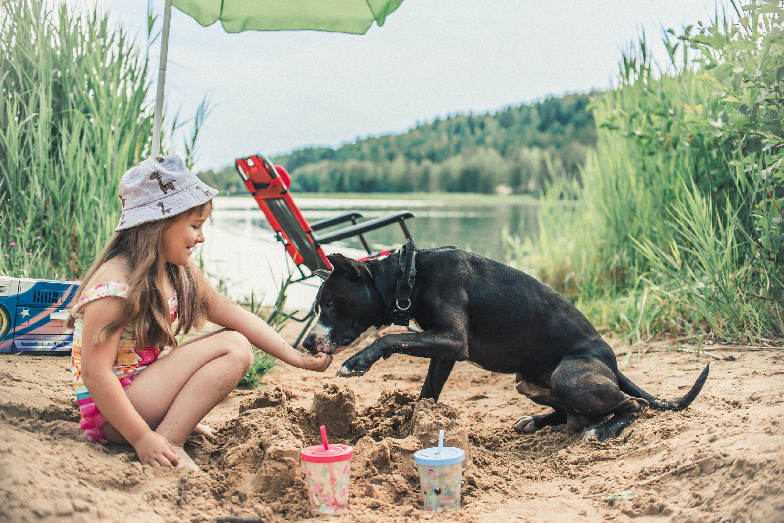 Фотосессия летом на озере. Фотограф Макс Огурцов в Нижнем Новгороде