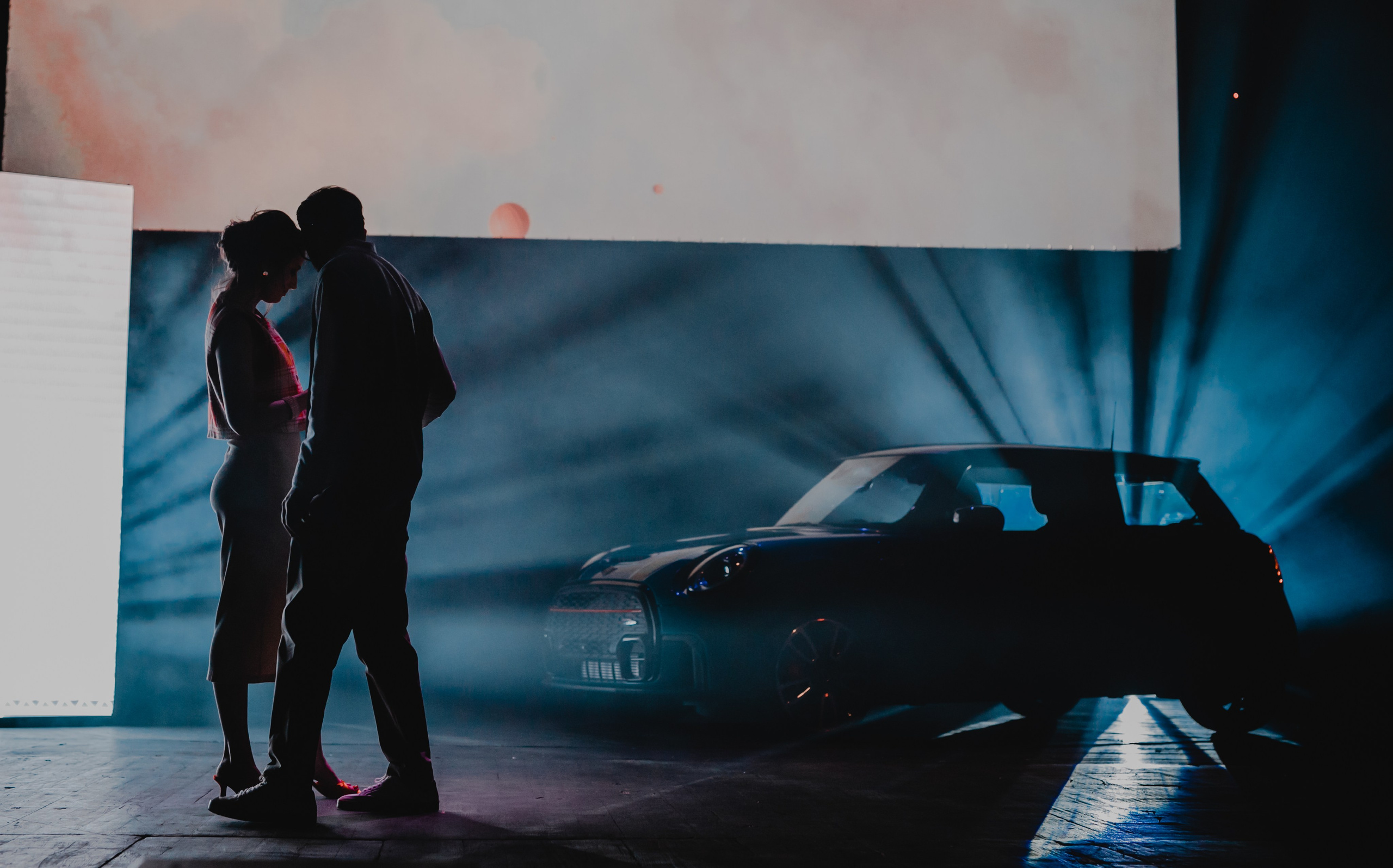 New MINI Cooper в Гоголь Центре. Репортажный, event, концертный и backstage фотограф из Москвы Виталий Кривцов