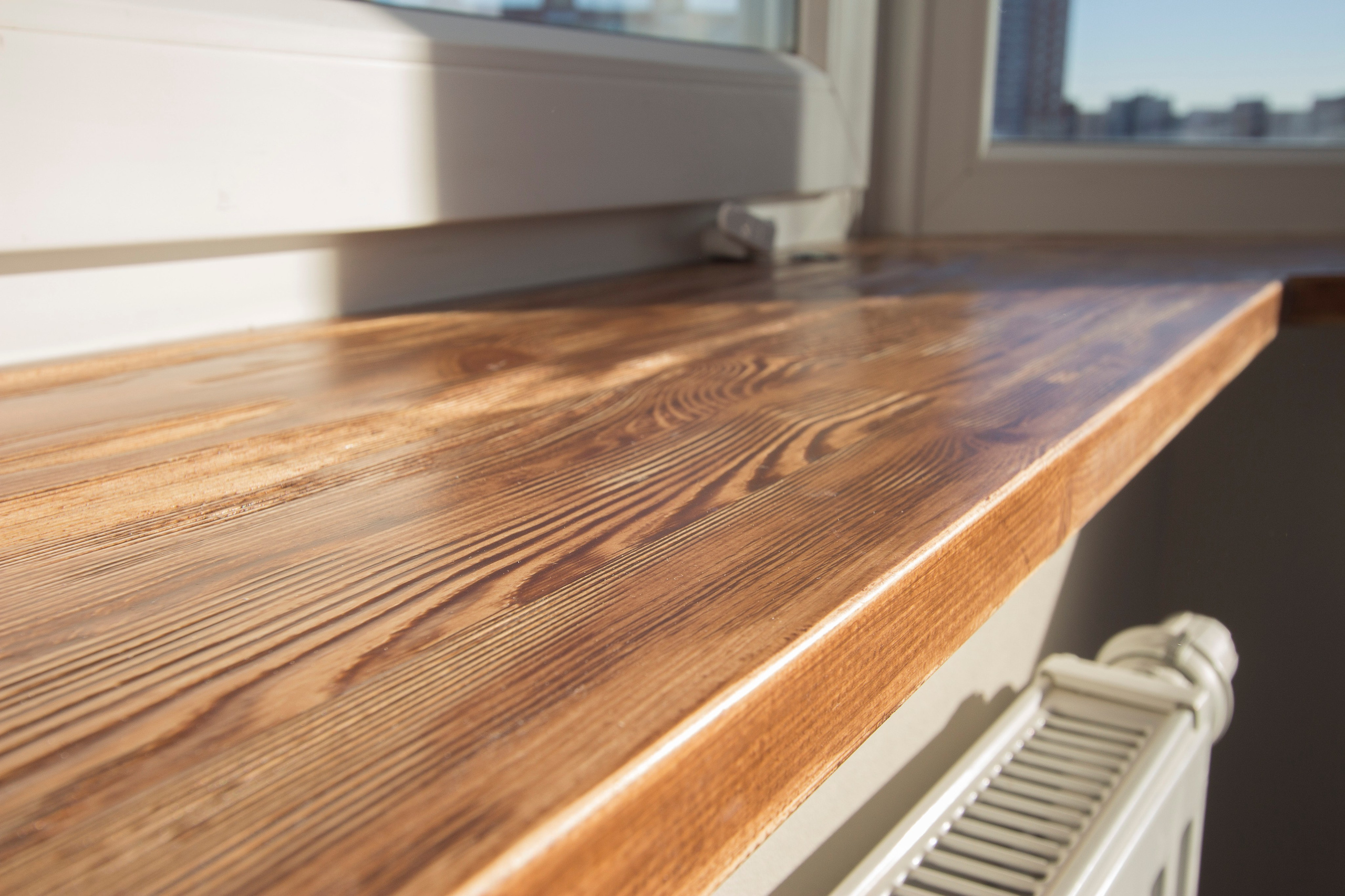 Подоконник из дерева