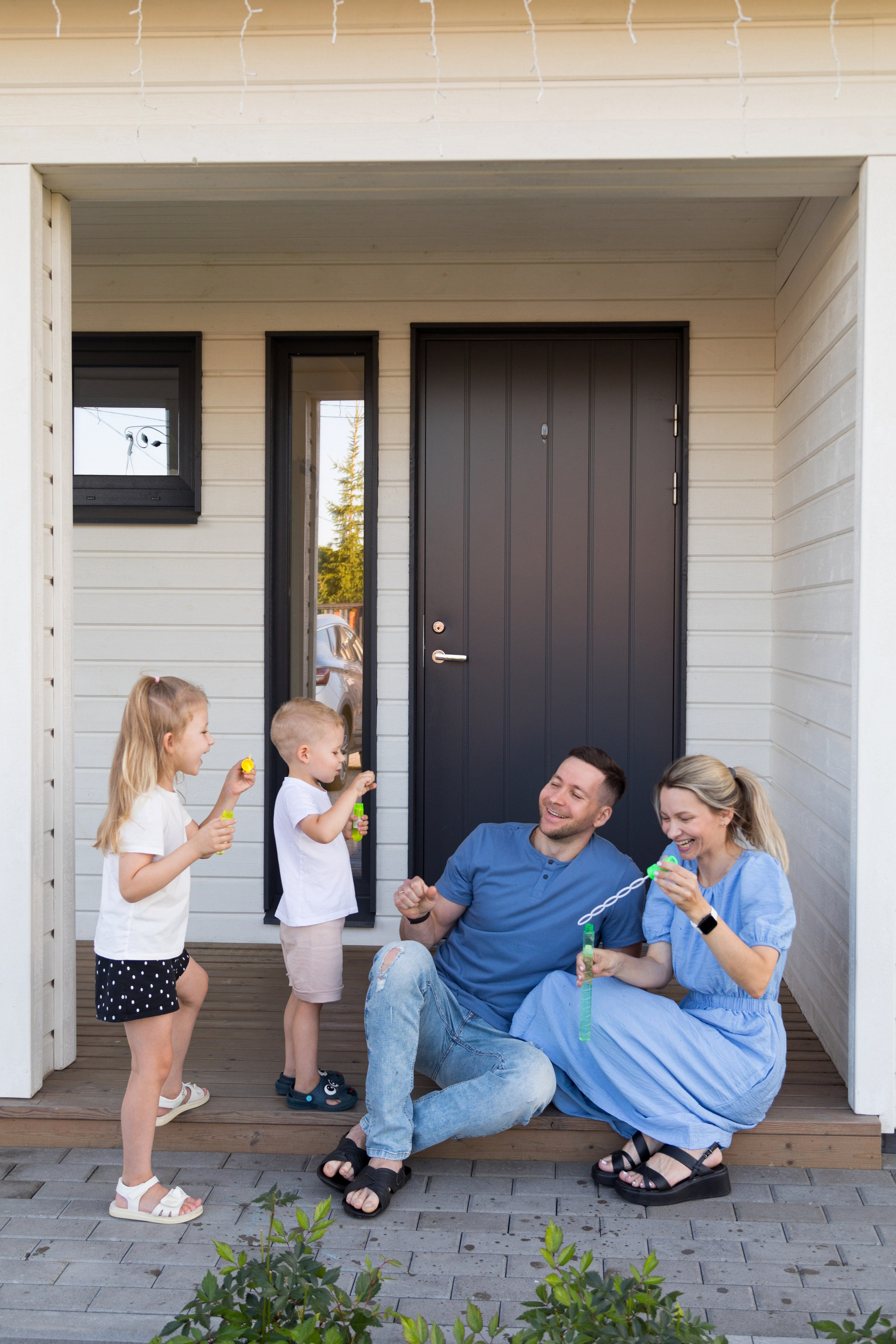Семейная фотосессия дома. Детский и контент фотограф Надя Волкова Санкт-Петербург