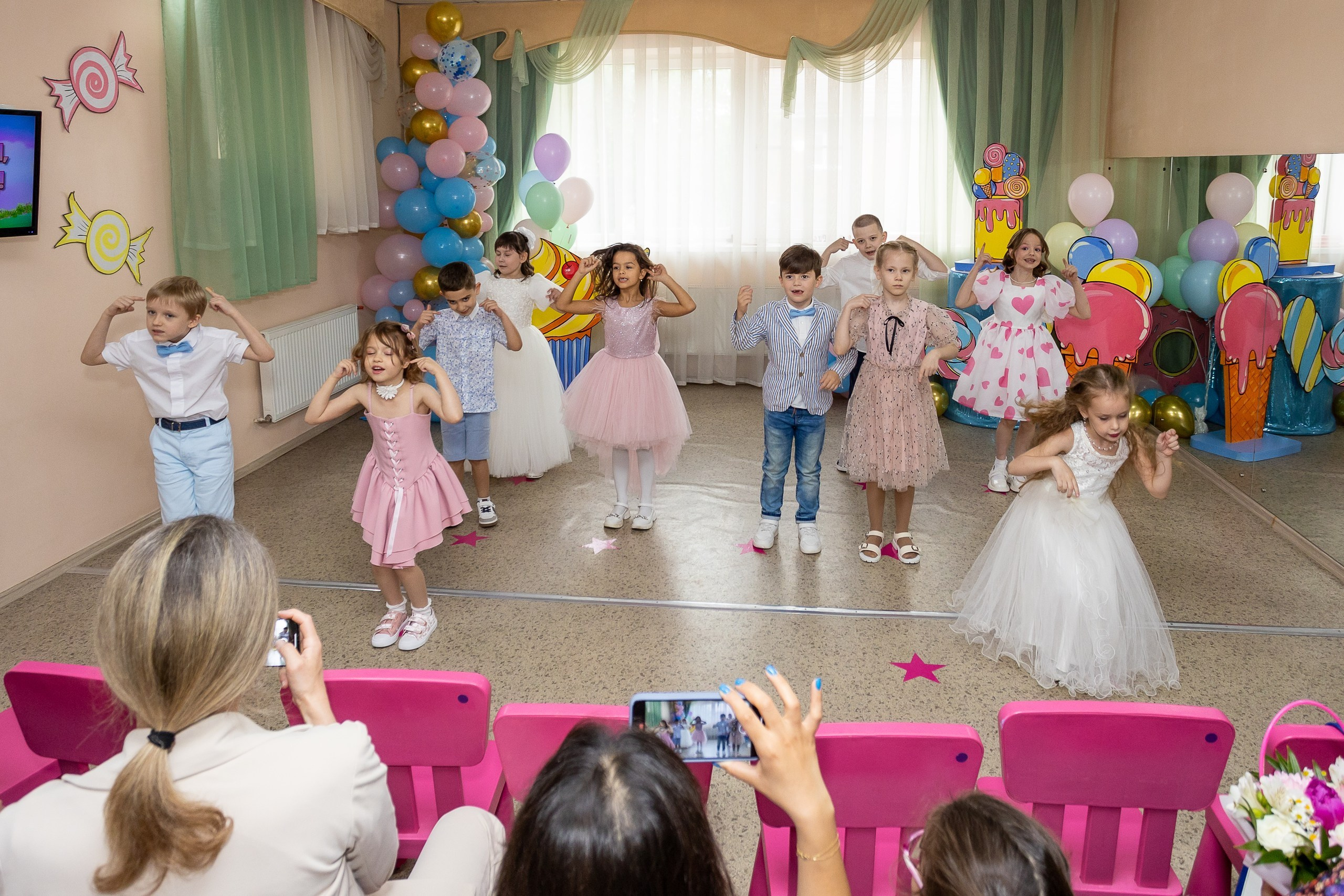 Выпускной Детский сад, 2 часа, 8000. Выпускные альбомы Майкоп, Краснодар Елена Золотарева