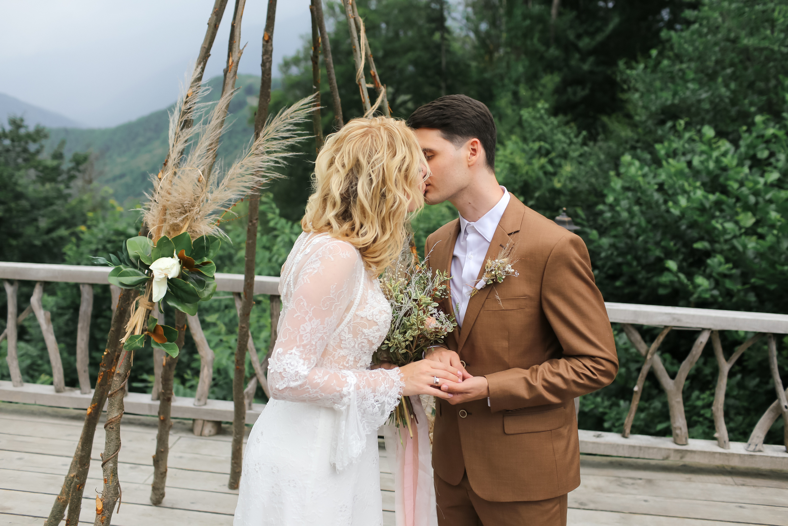 Галина и Александр, Сочи, Роза Хутор, Рэдиссон. Свадебный и репортажный фотограф (Москва, Королев и другие)