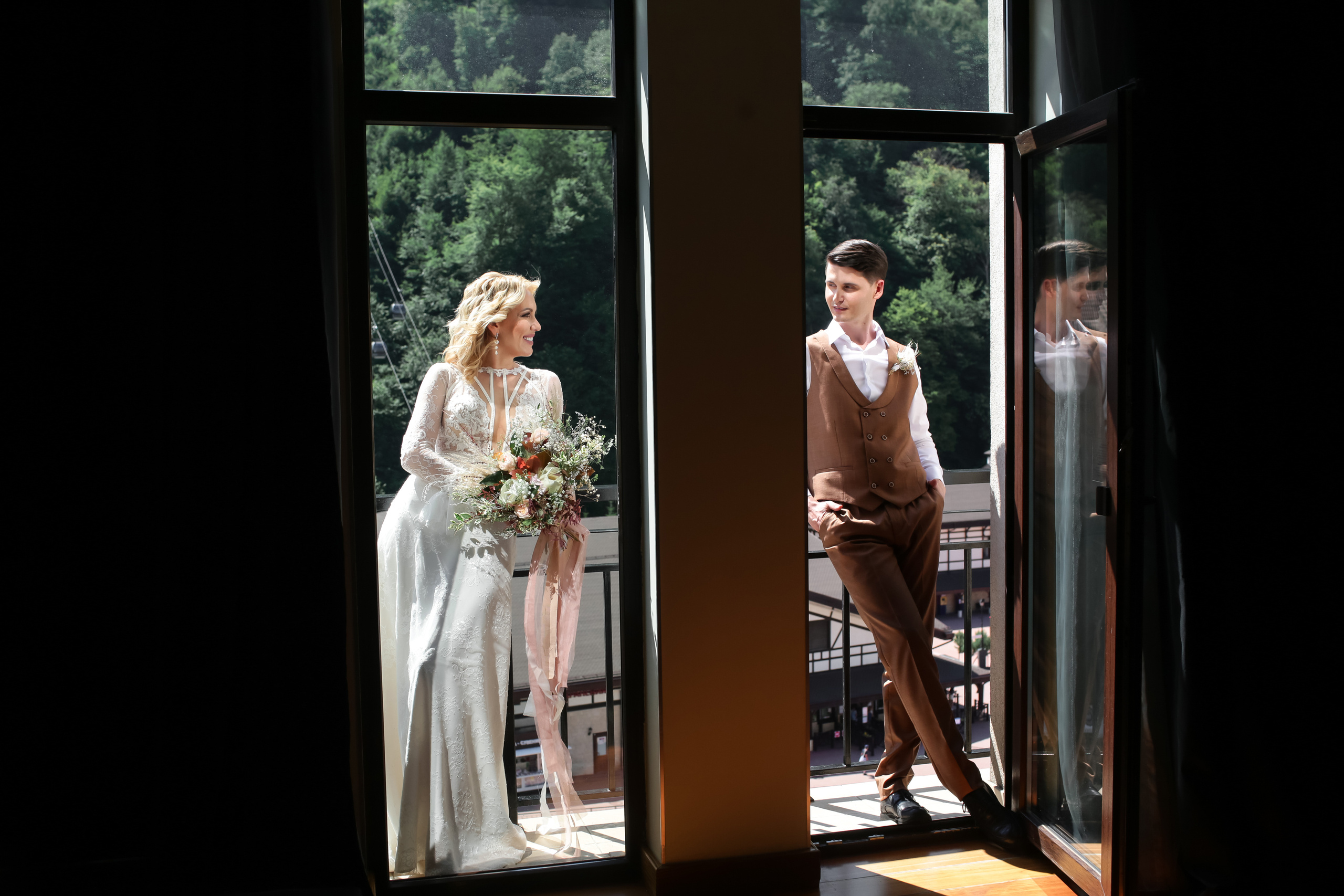 Галина и Александр, Сочи, Роза Хутор, Рэдиссон. Свадебный и репортажный фотограф (Москва, Королев и другие)