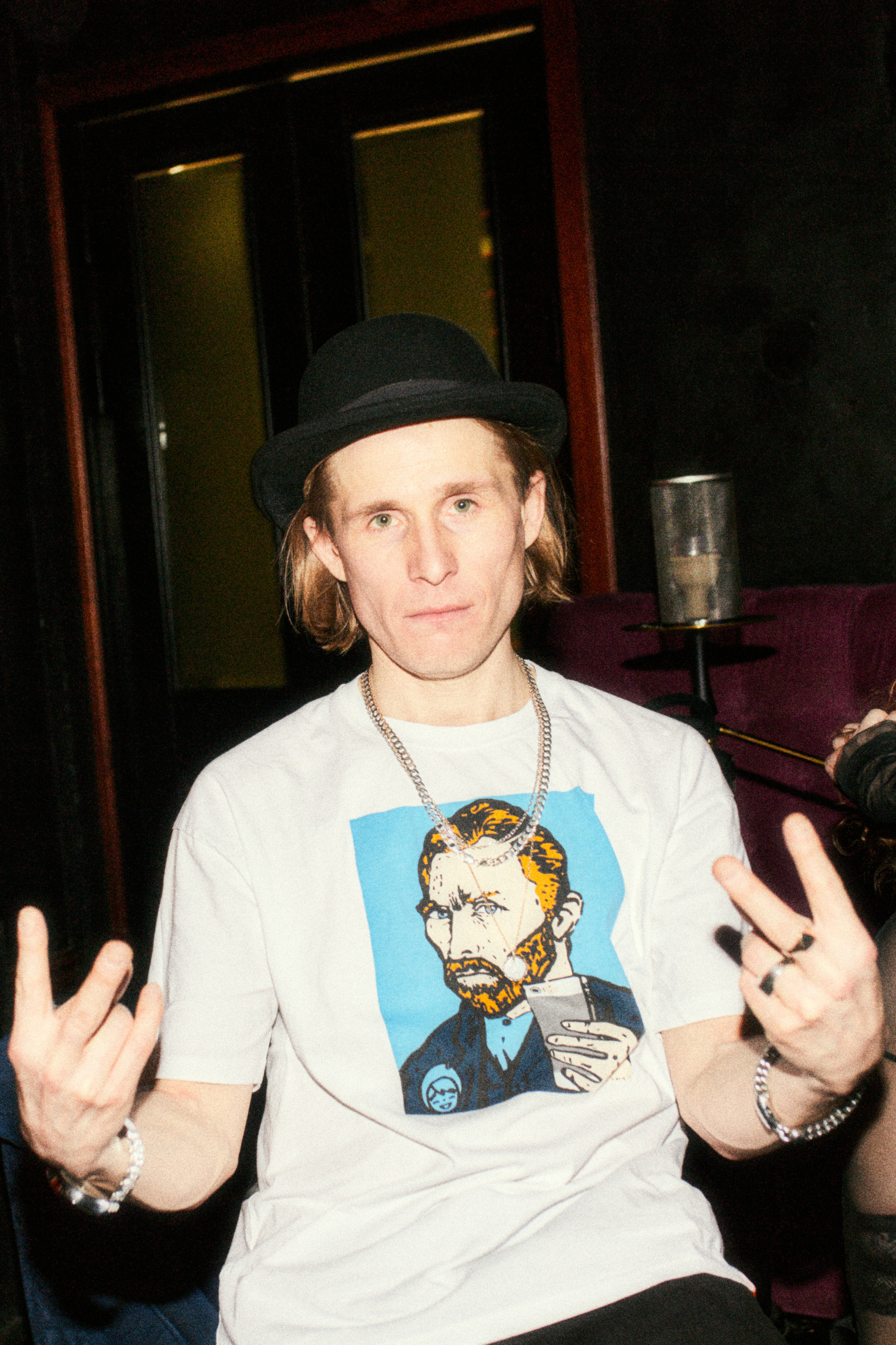 ÖGONEK BAR. Лёшка Варзегов — фотограф