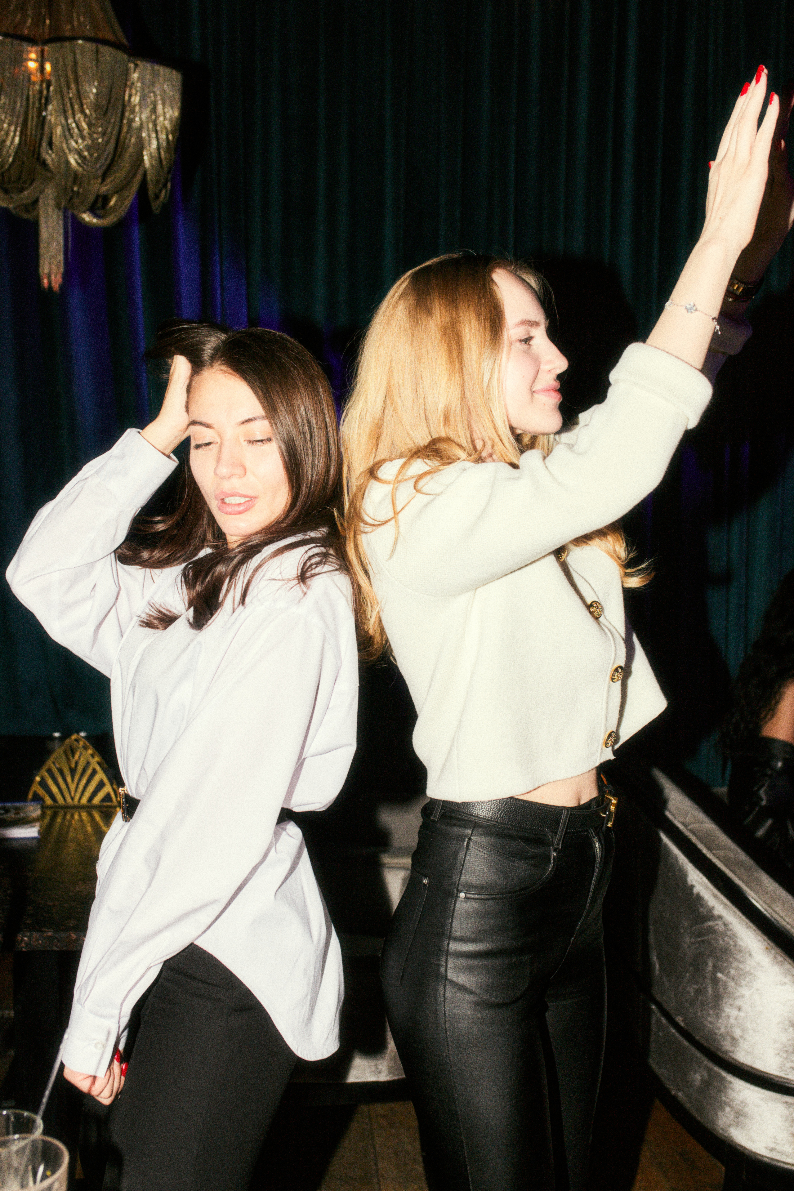 ÖGONEK BAR. Лёшка Варзегов — фотограф