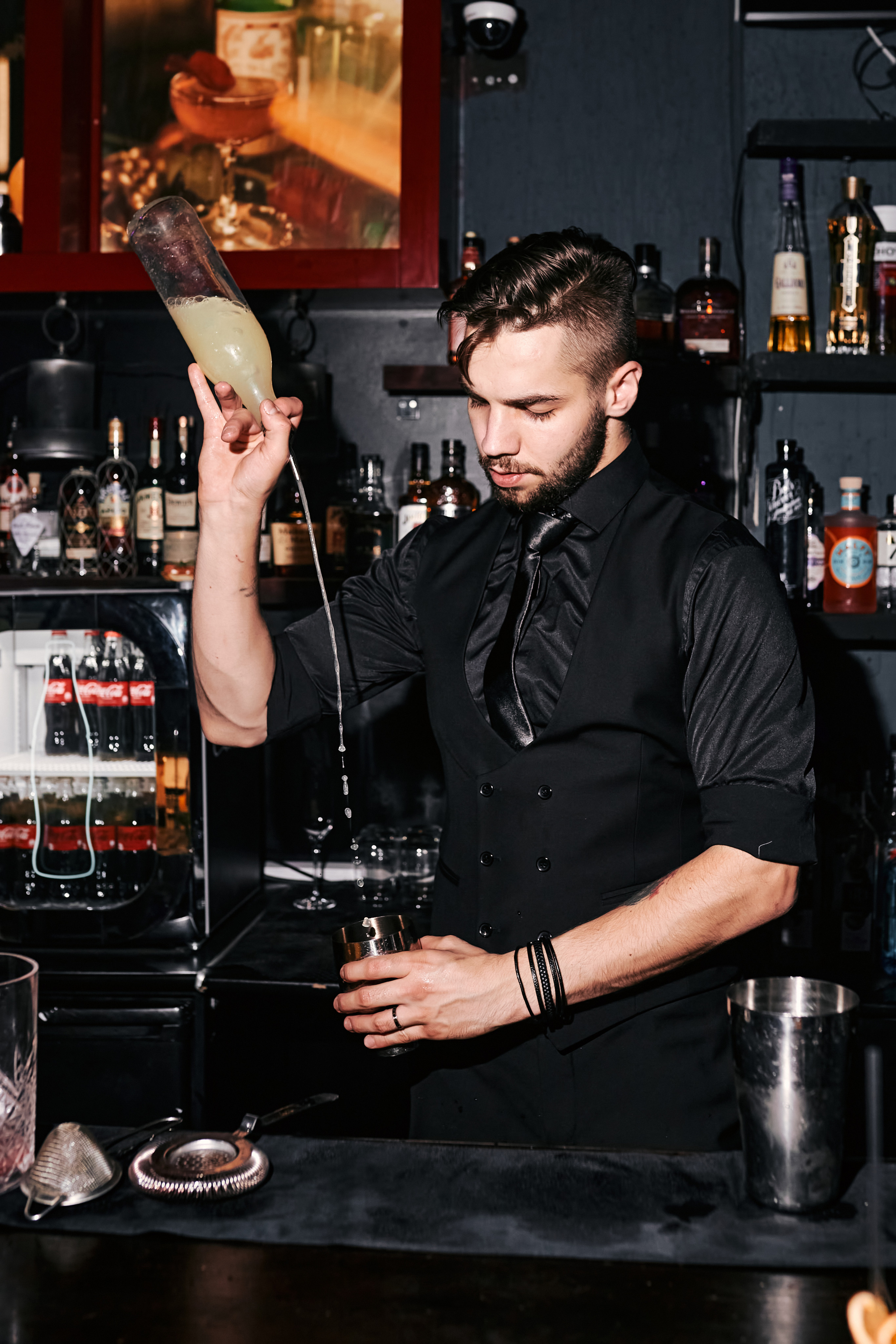 BUNIN BAR. Лёшка Варзегов — фотограф