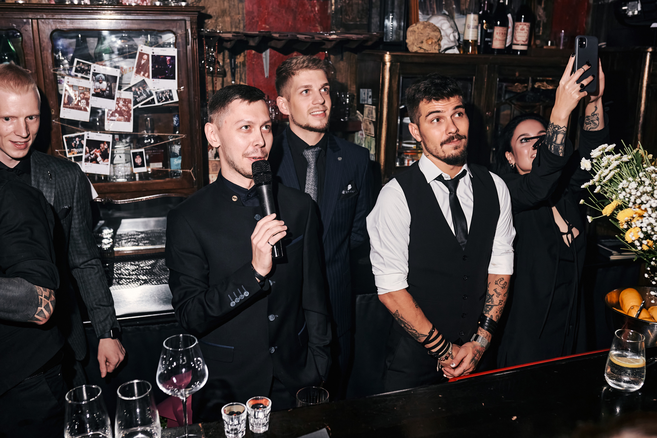 BUNIN BAR. Лёшка Варзегов — фотограф