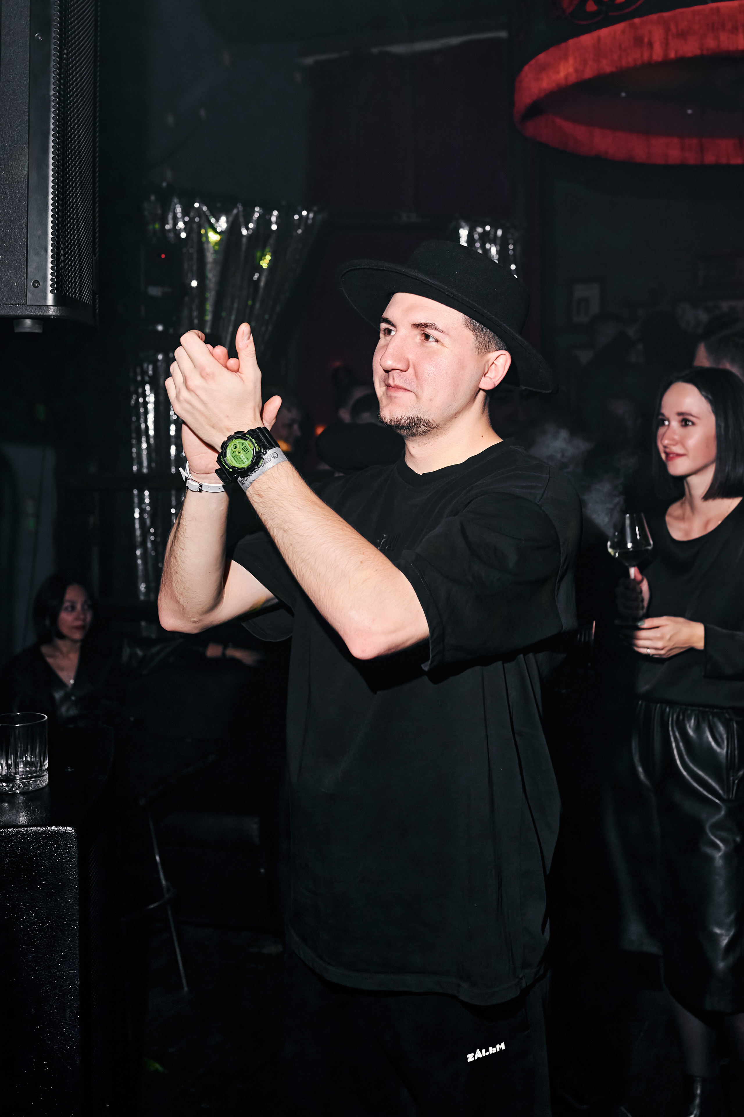 BUNIN BAR. Лёшка Варзегов — фотограф