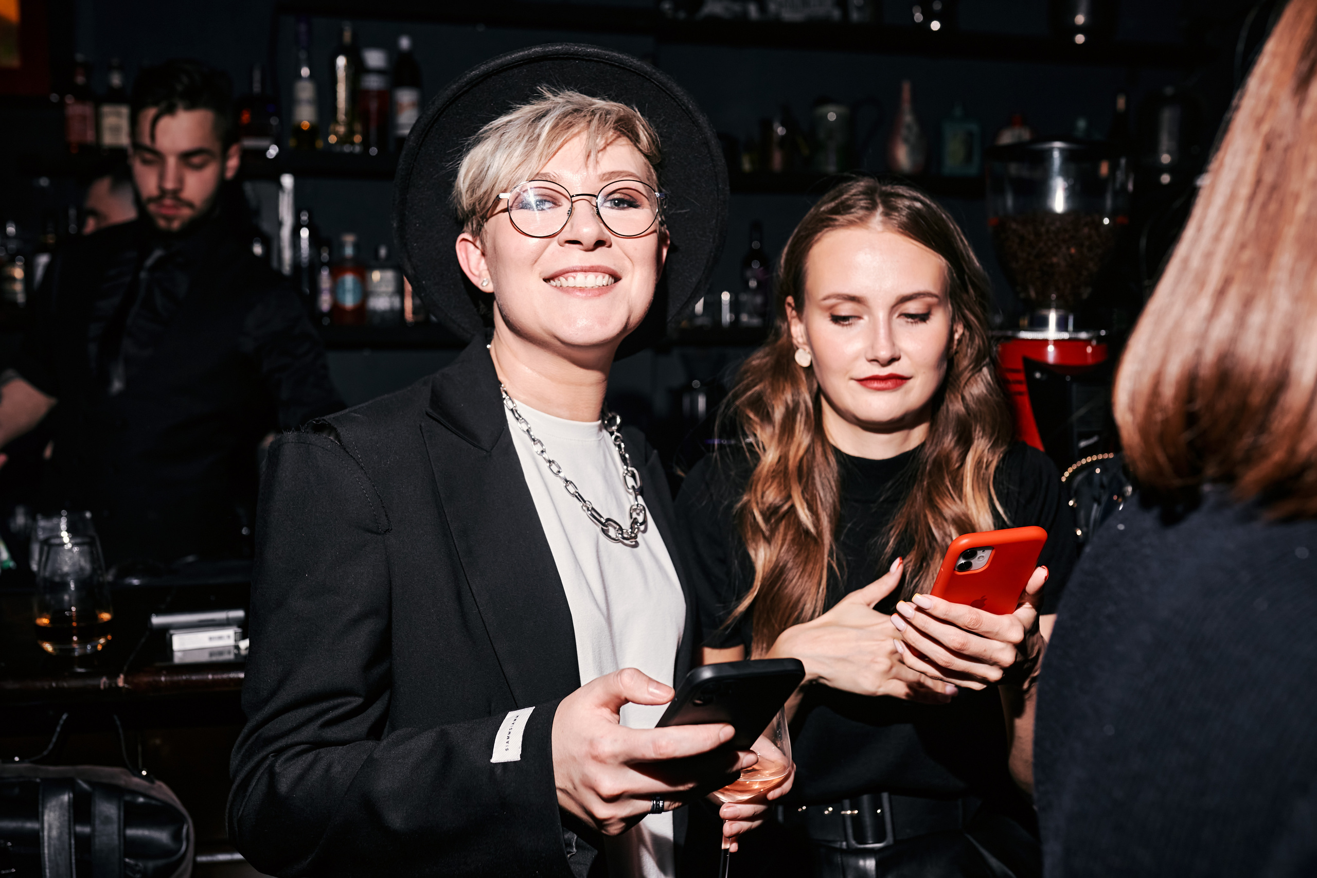 BUNIN BAR. Лёшка Варзегов — фотограф