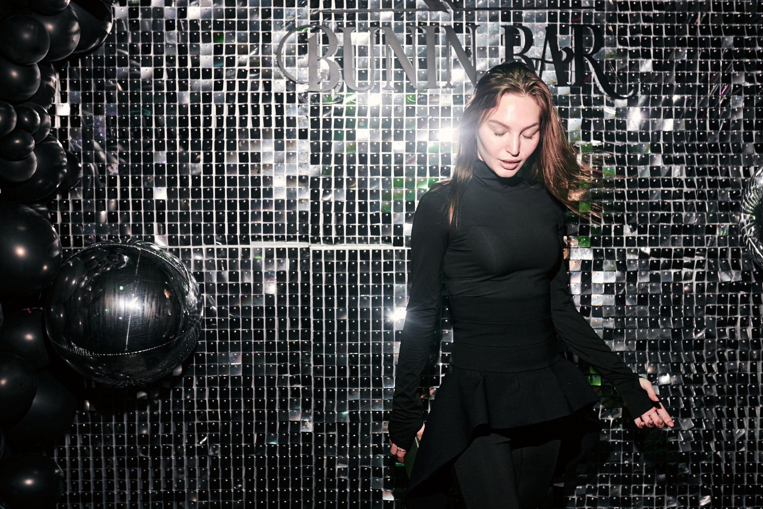 BUNIN BAR. Лёшка Варзегов — фотограф