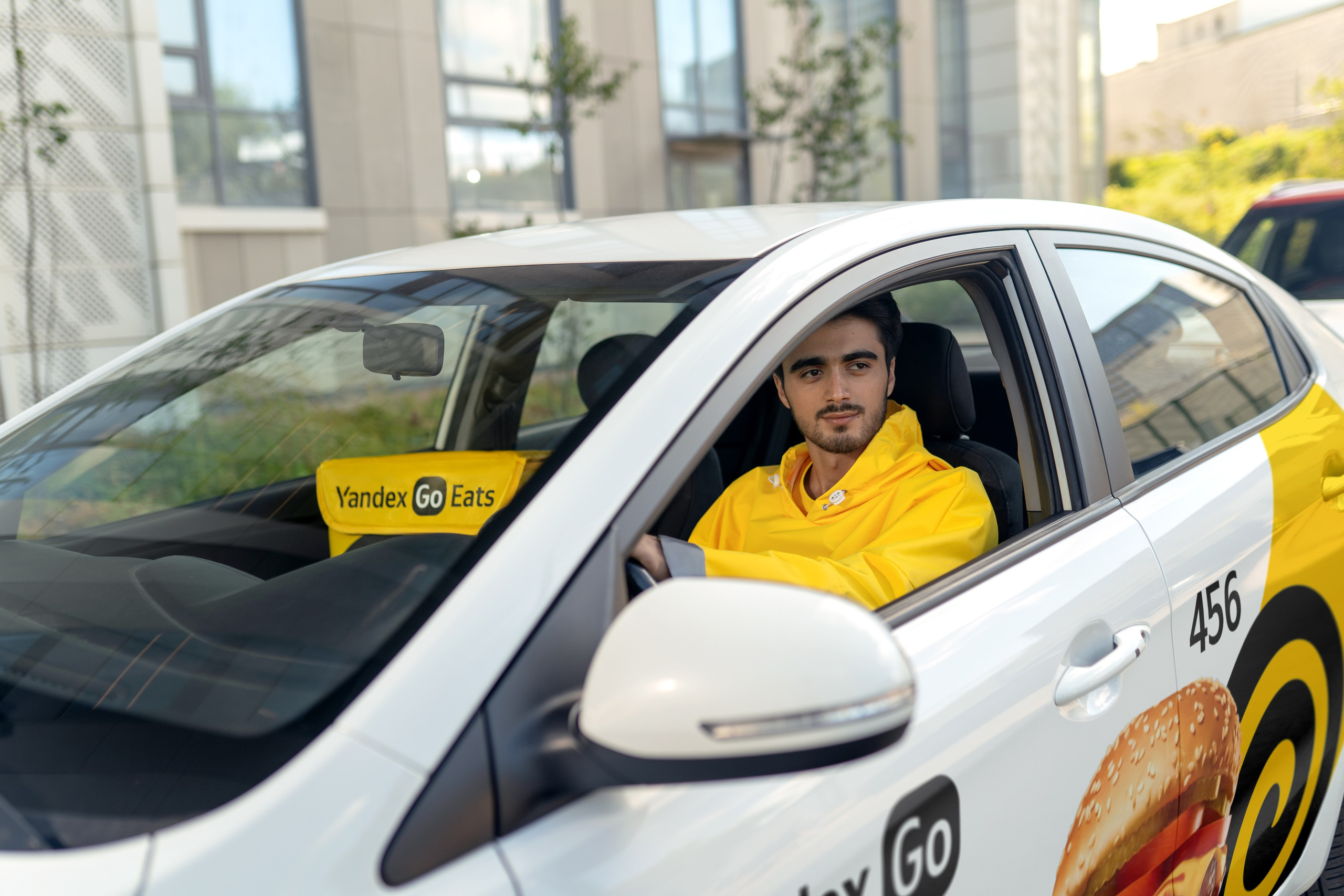 Yandex Eats. Евгений Бреча. Коммерческий и бэкстейдж фотограф в Москве