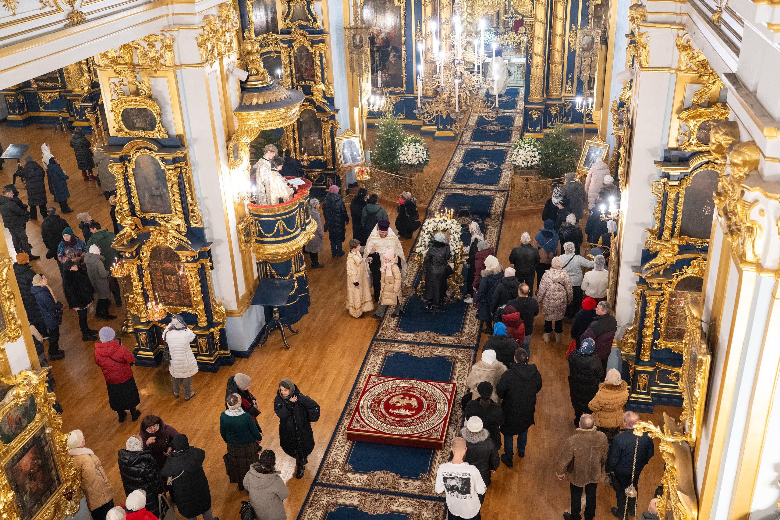Праздничное бдение в Николо-Богоявленском морском соборе. НИКОЛО-БОГОЯВЛЕНСКИЙ МОРСКОЙ СОБОР