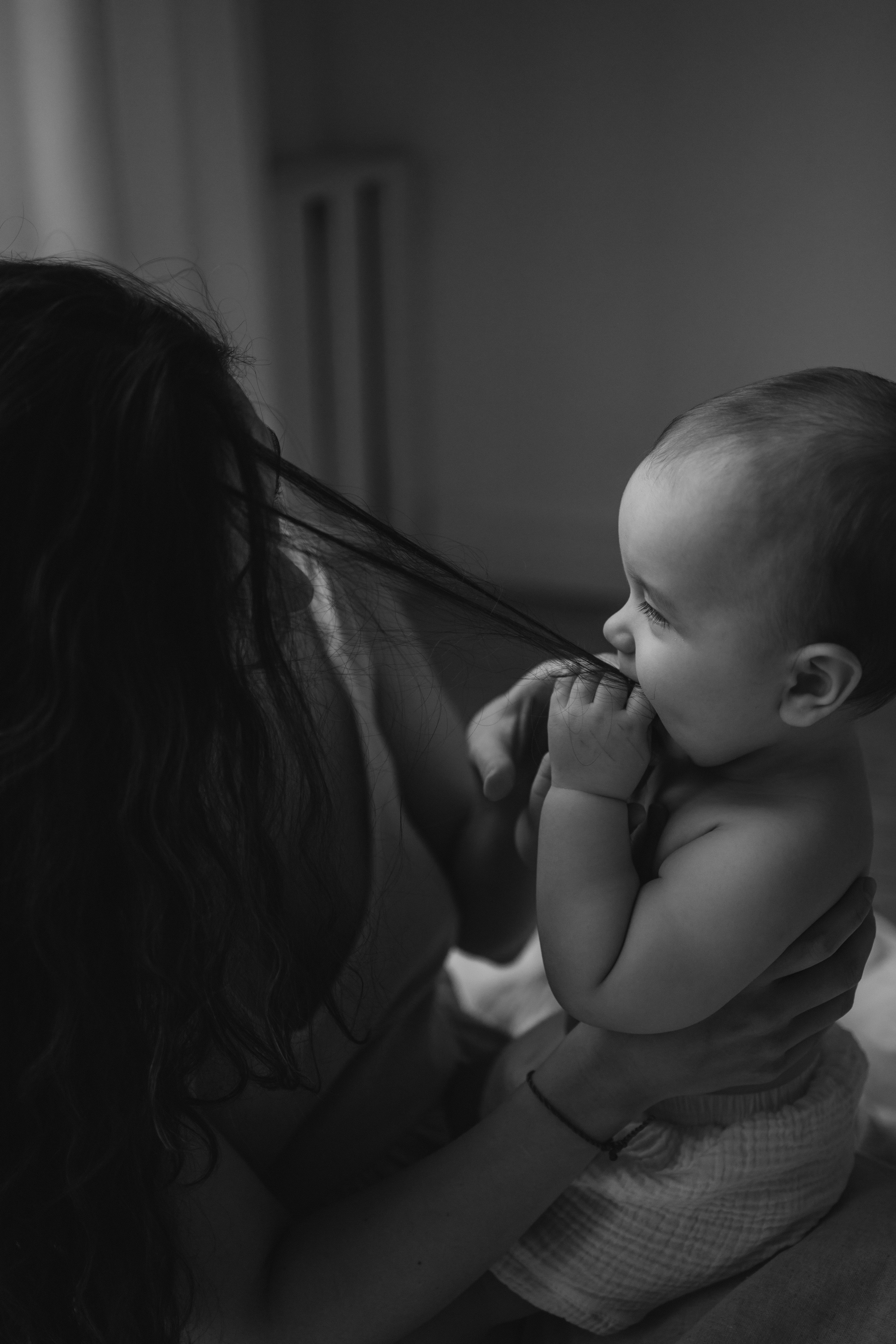 Регина и малыш Дима. Семейный, домашний, ньюборн фотограф Москва Цветкова Елизавета