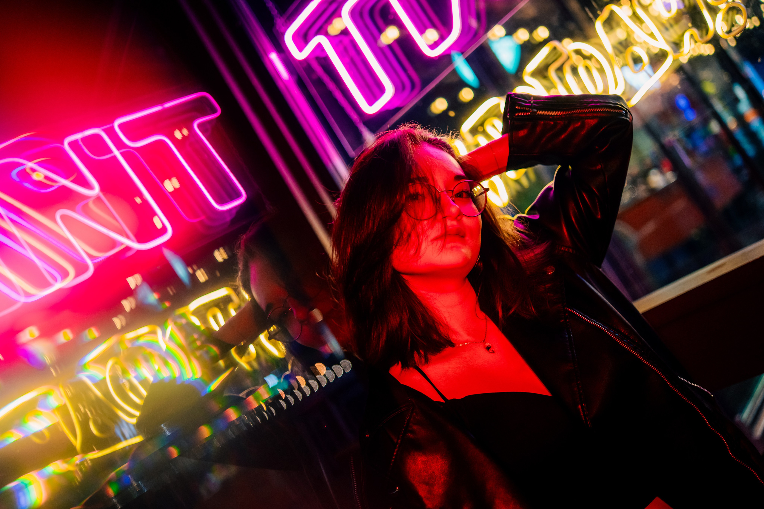 Юля | Палитра неоновых огней. Felixtones