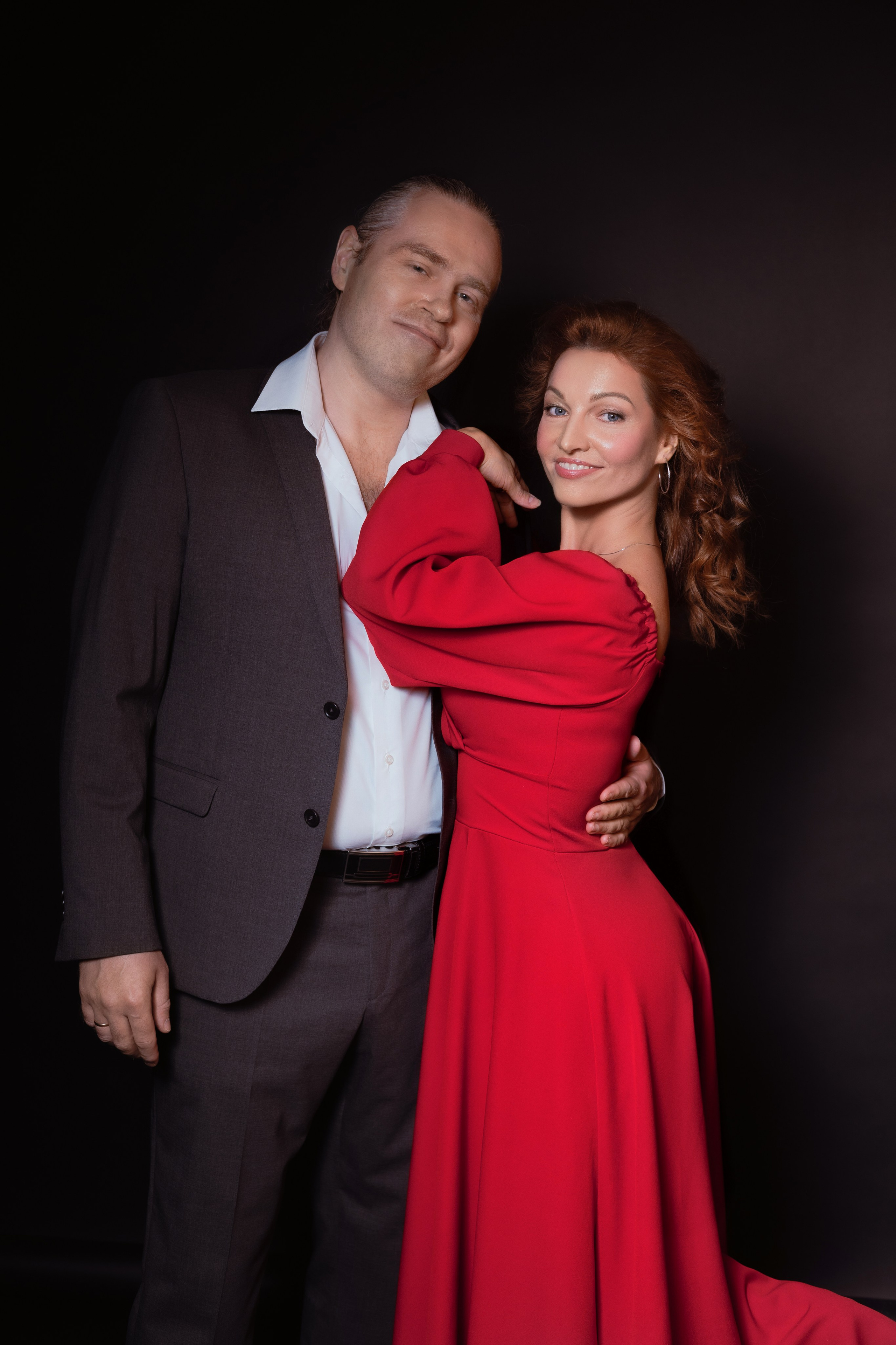 Николай и Евгения. Фотограф Julia Milton | Портреты, съемки для маркетплейсов, лавстори, съёмка беременности в Санкт-Петербурге. Обучение фотографии в Спб очно