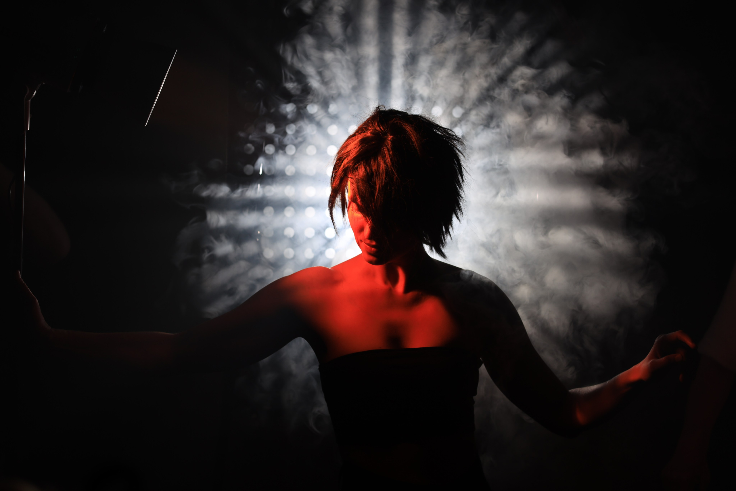 Дым и свет. Съемка в студии под ваш запрос, студийные съемки, фотографии архитектурных объектов — Александр Евстигнеев — фотограф Москва