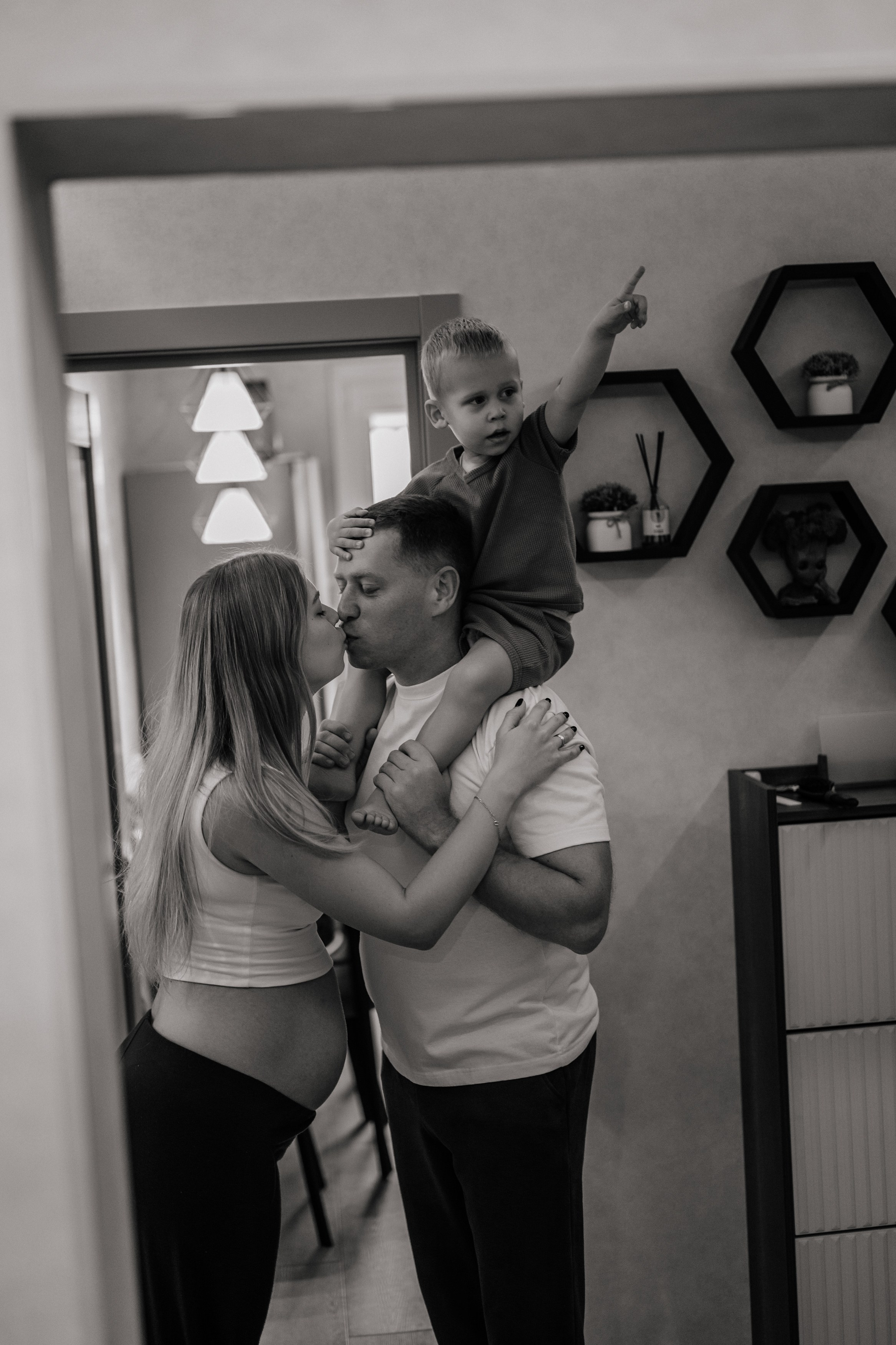 Домашняя фотосессия. Свадебный и семейный фотограф в Сочи Никита Пищов