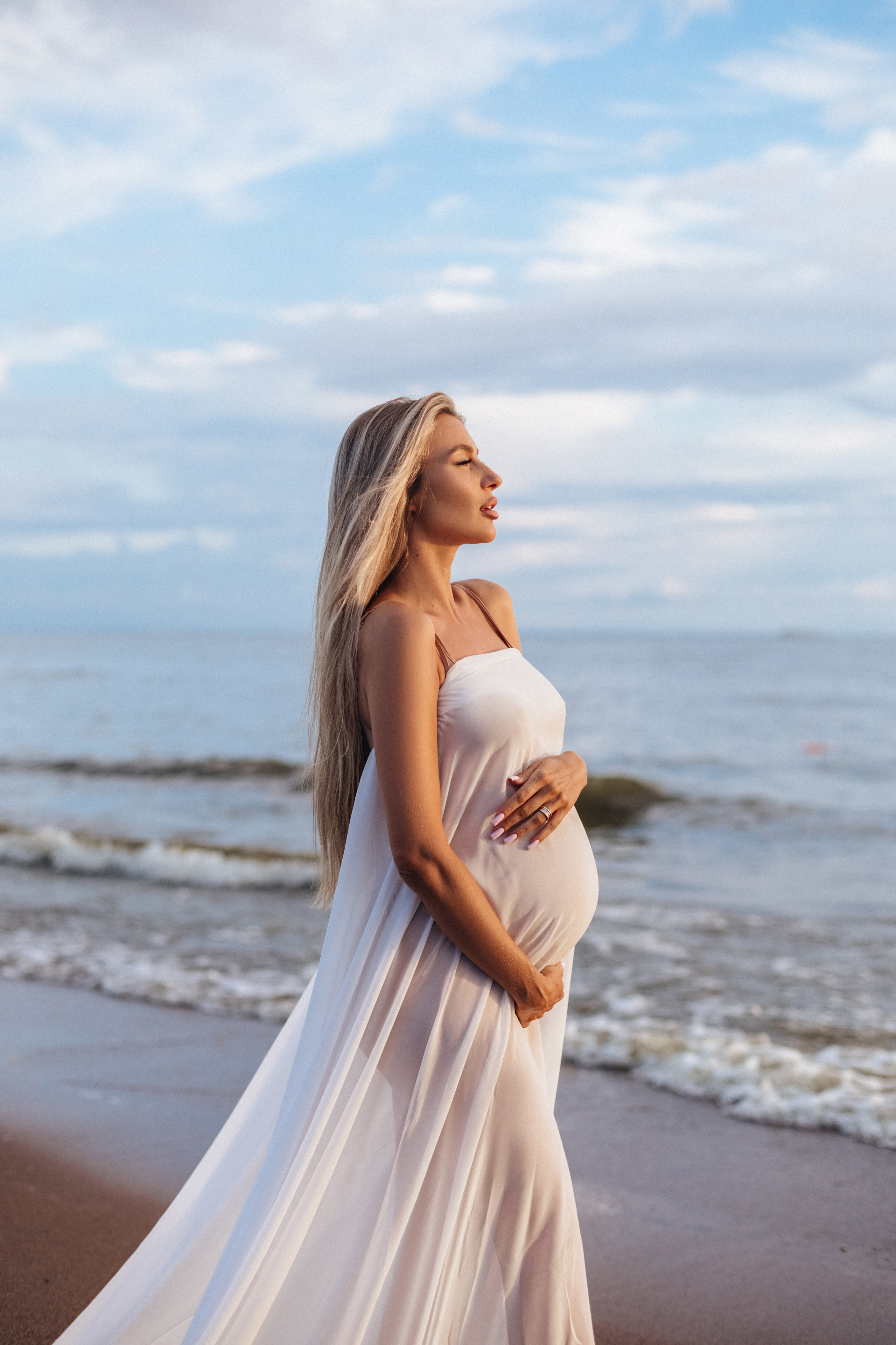 Sea. NatalieDmi — фотосессия беременности, семейный фотограф, портрет