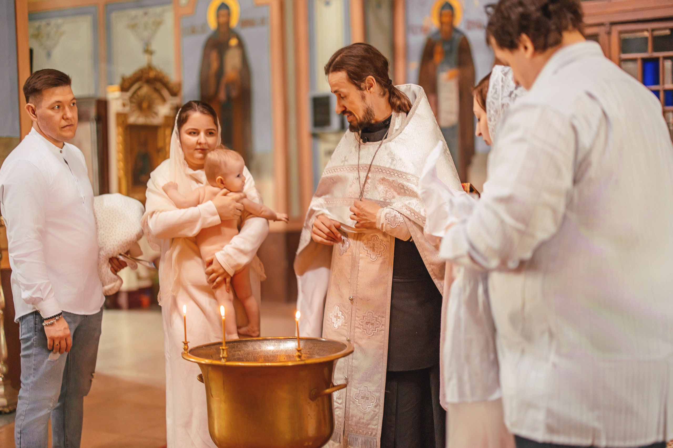 Крещение Евы. Александр Антонов. Профессиональный свадебный, репортажный фотограф в Москве, Подольске. Фото+Видео на любой праздник