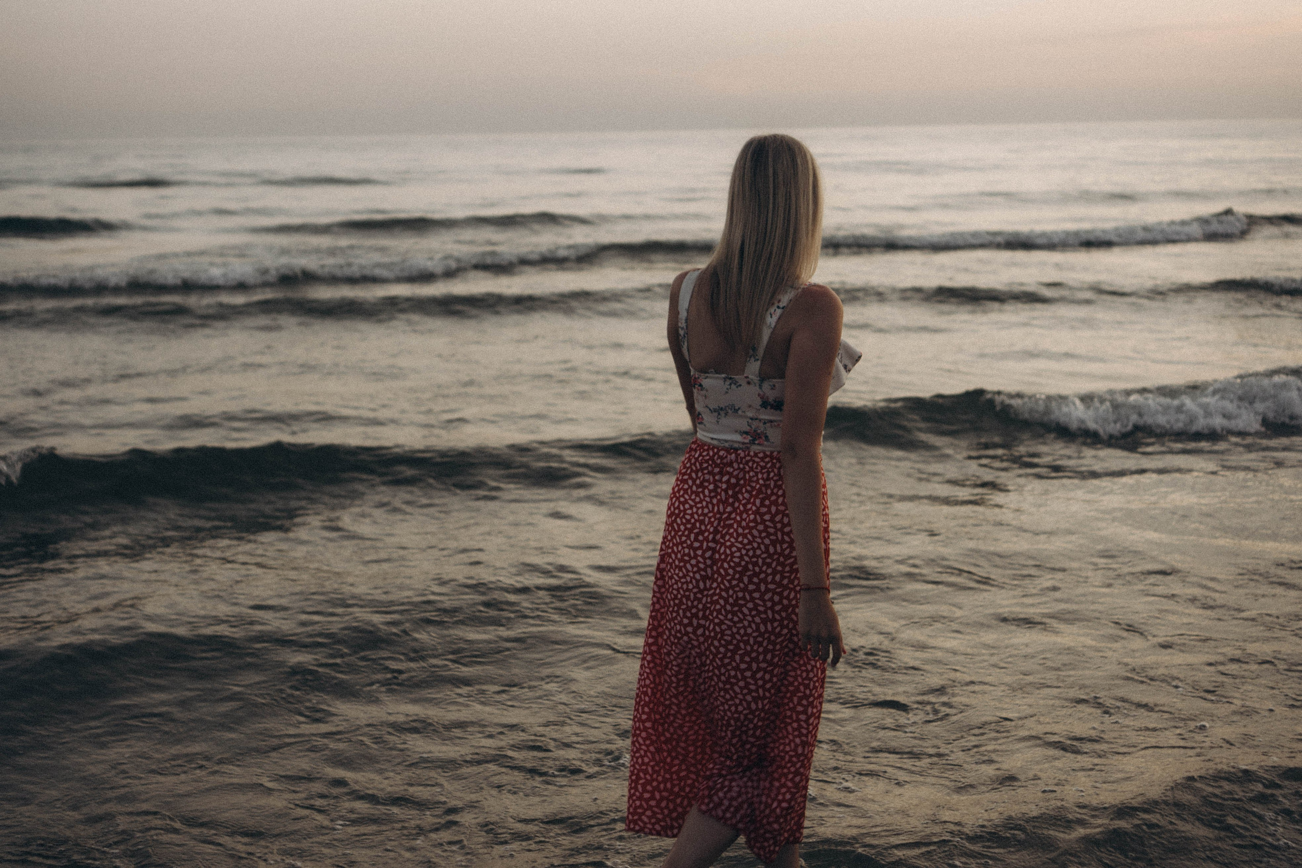 Июльский вечер на берегу черного моря. Профессиональный фотограф, Санкт-Петербург — Виктория Богомолова