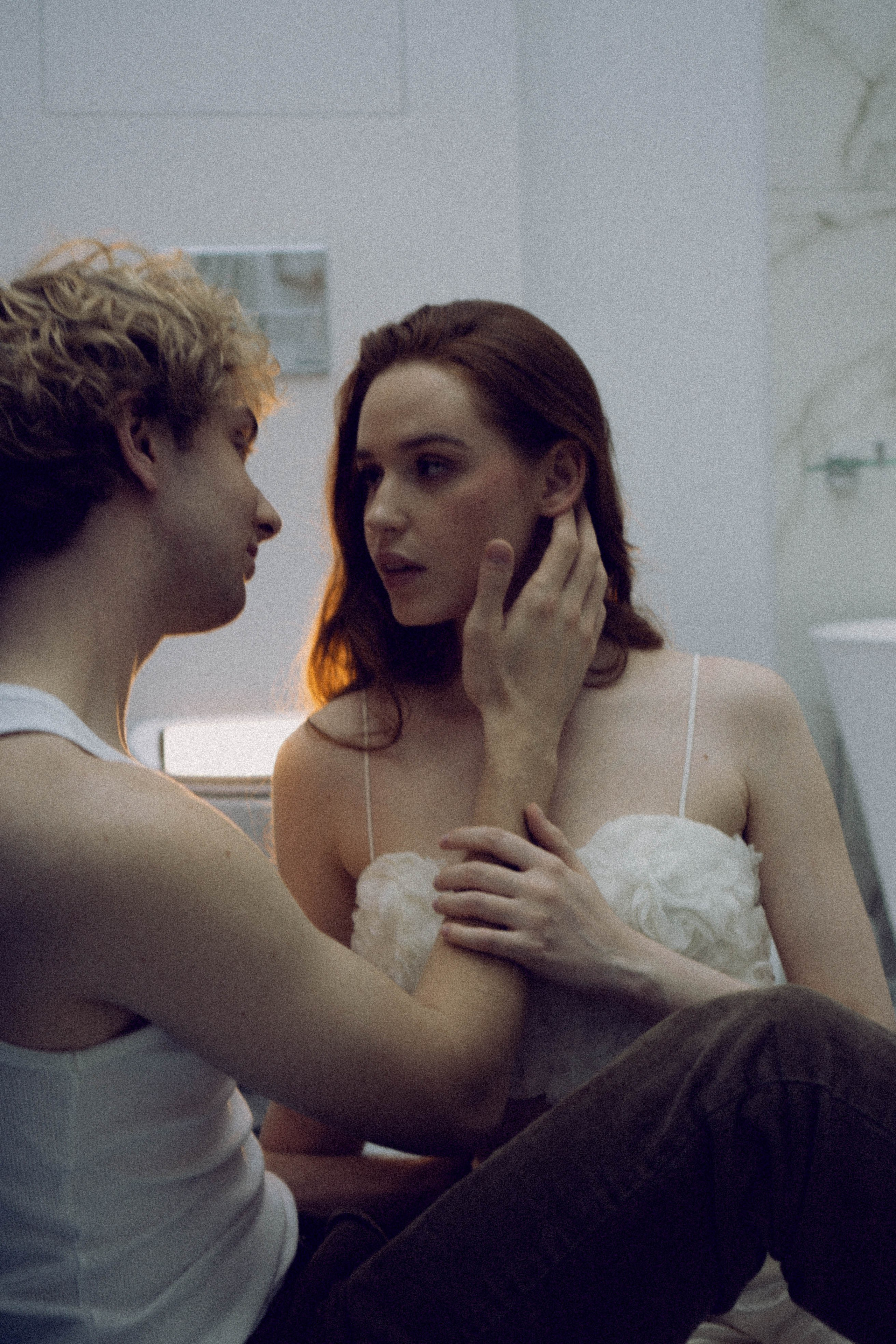 СВАДЕБНАЯ СЬЕМКА В ОТЕЛЕ. СБОРЫ ЖЕНИХА И НЕВЕСТЫ И ТАКЖЕ ТОР И ПОДГОТОВКА К ПРОГУЛКЕ. Профессиональный фотограф, Санкт-Петербург — Виктория Богомолова