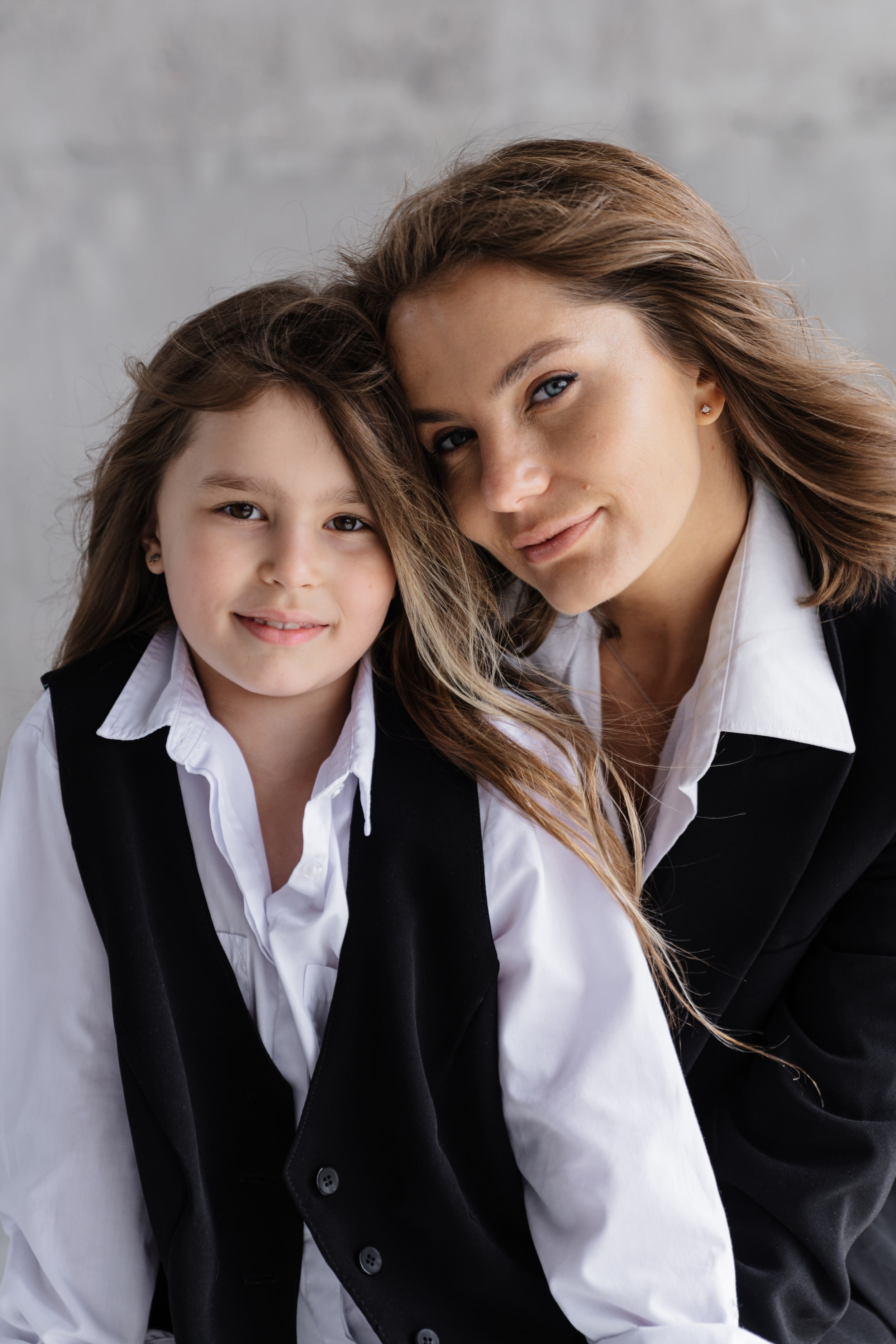 Yaroslava and Masha. Studio Vreme Nami. Gomel. Olga Modjaro