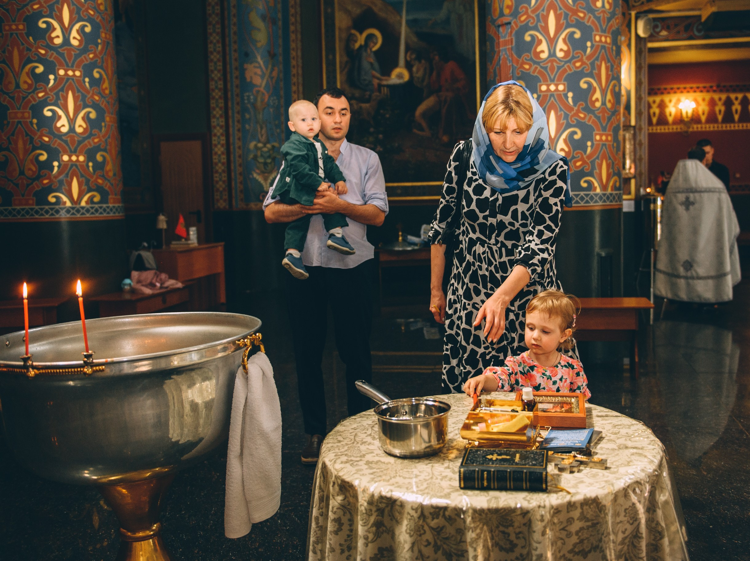 Крещение в храме Нерукотворного Образа Христа Спасителя. Свадебный и семейный фотограф София Невская