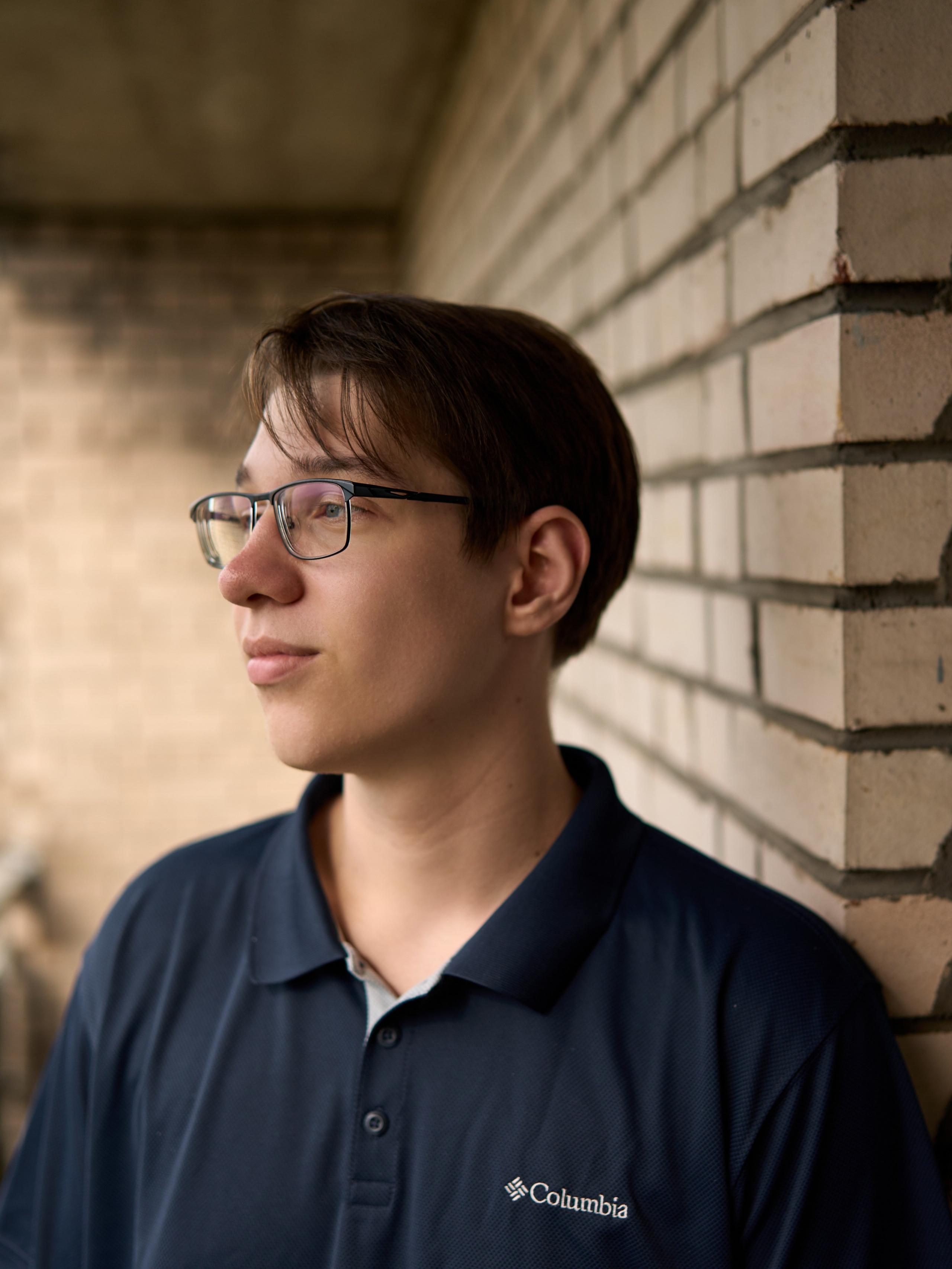 Тихон. Hmliber — фотограф и контент-креатор из Петербурга