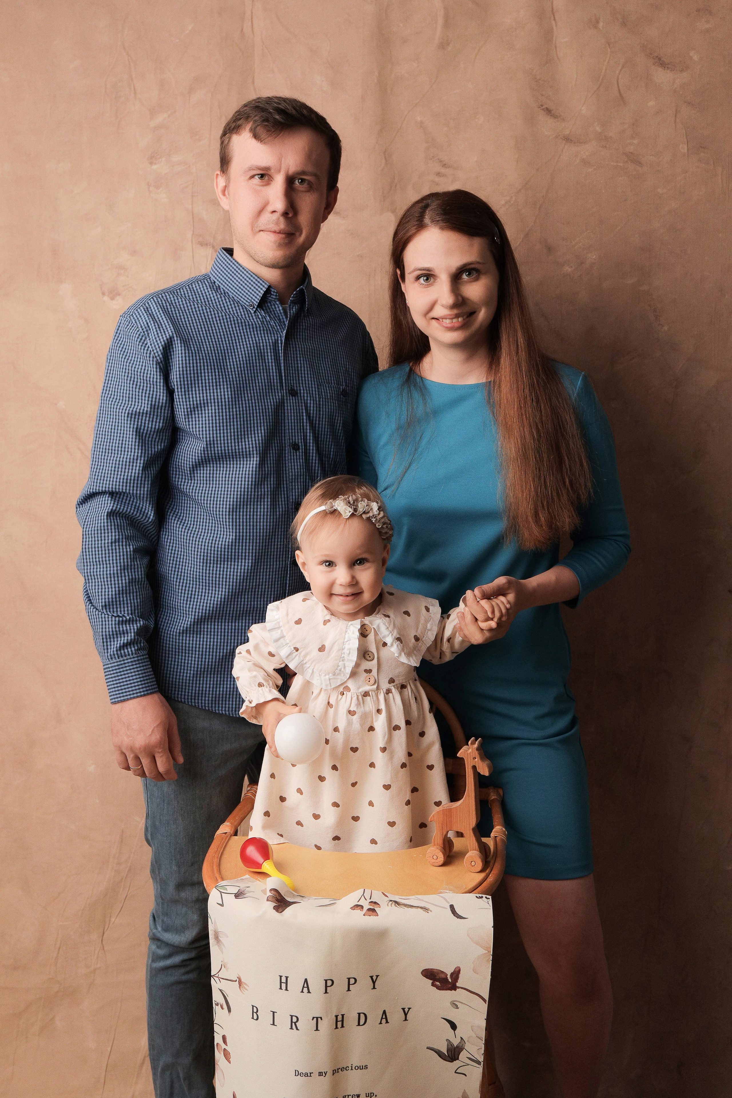 Годовасие — девочки. Фотограф новорожденных в Новокузнецке Анна Горошникова