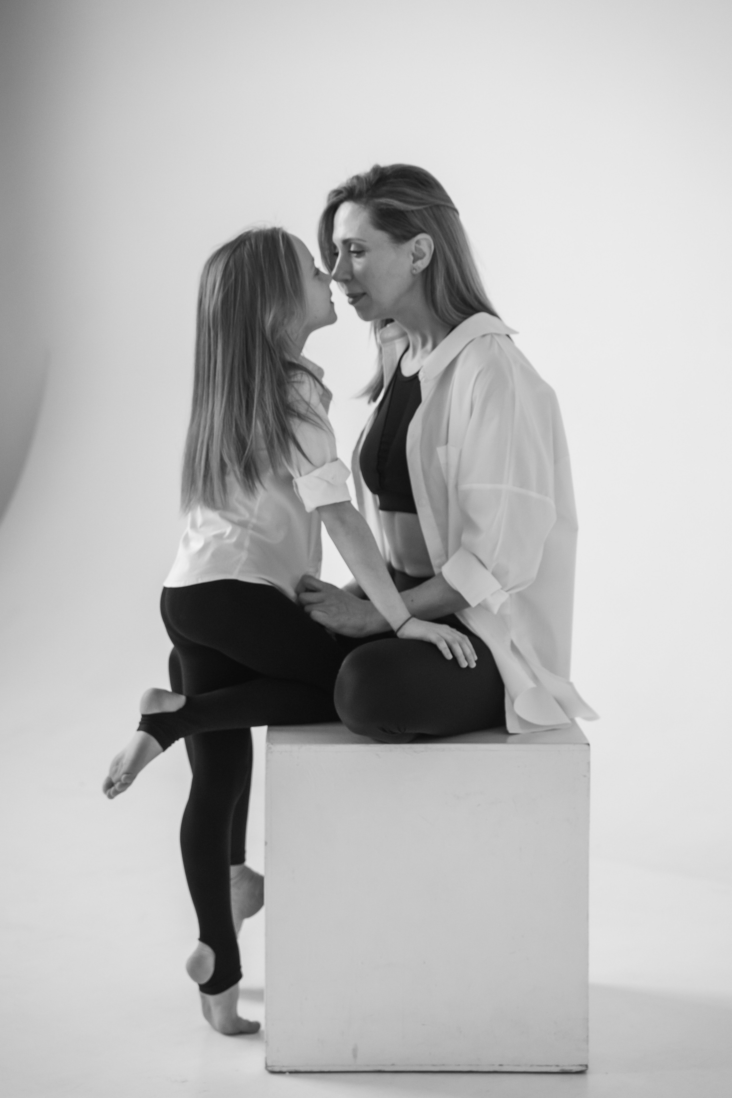 Мама и дочь. Главная