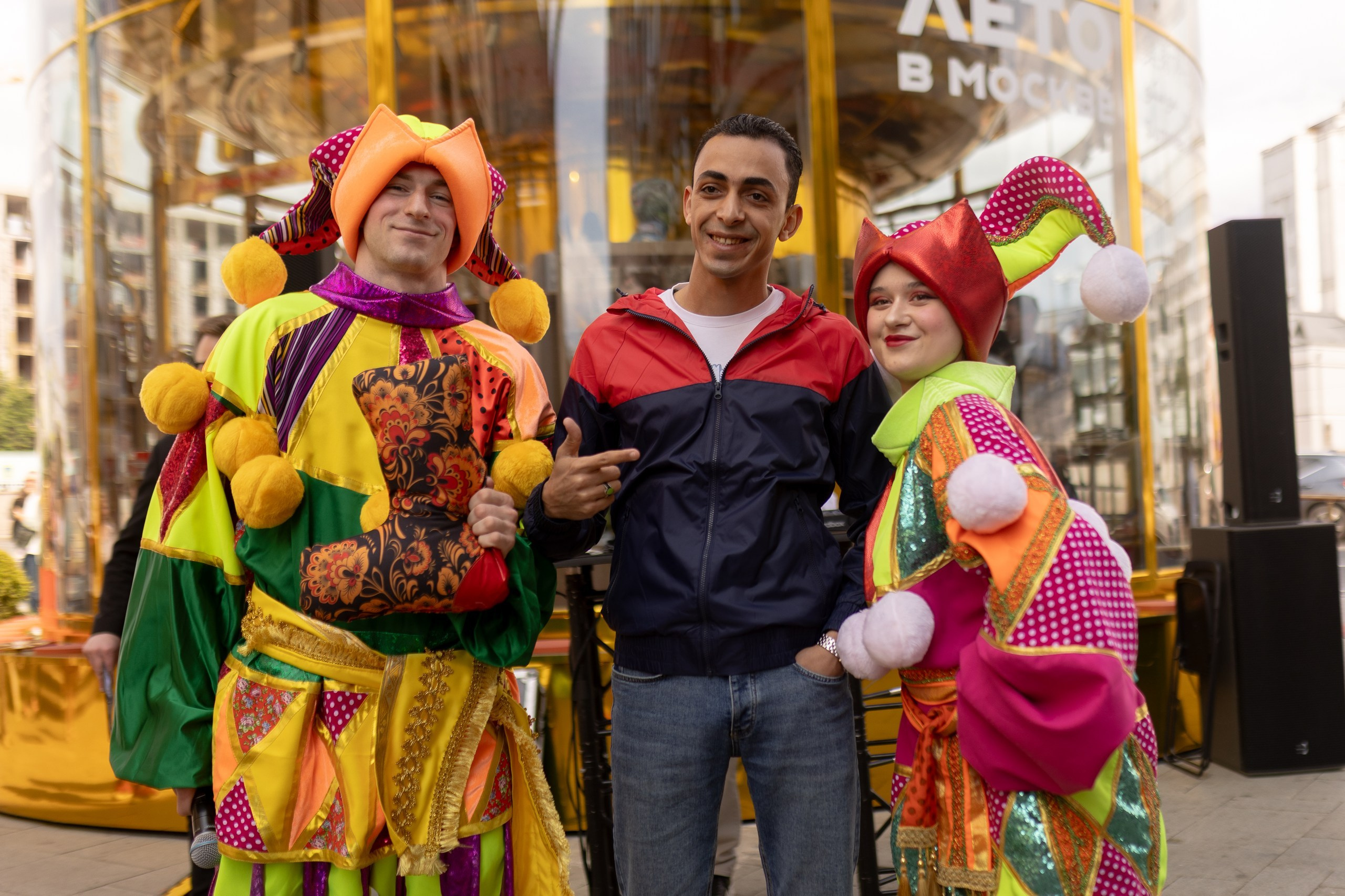 Открытие павильона Самовар. Сделано в Москве. Фотограф мероприятий, персональные съемки в Москве Владиславлева Настя