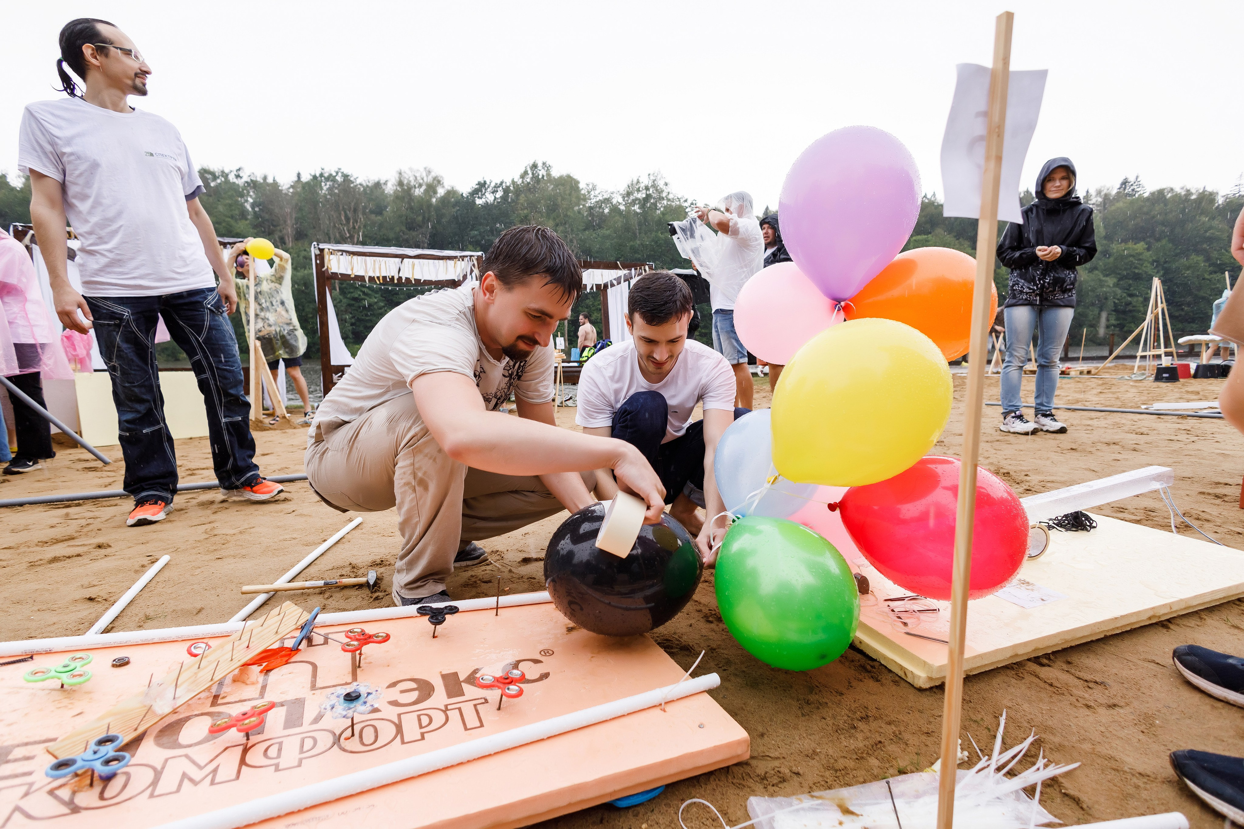Машина Голдберга. Фотограф Евгений Меркулов