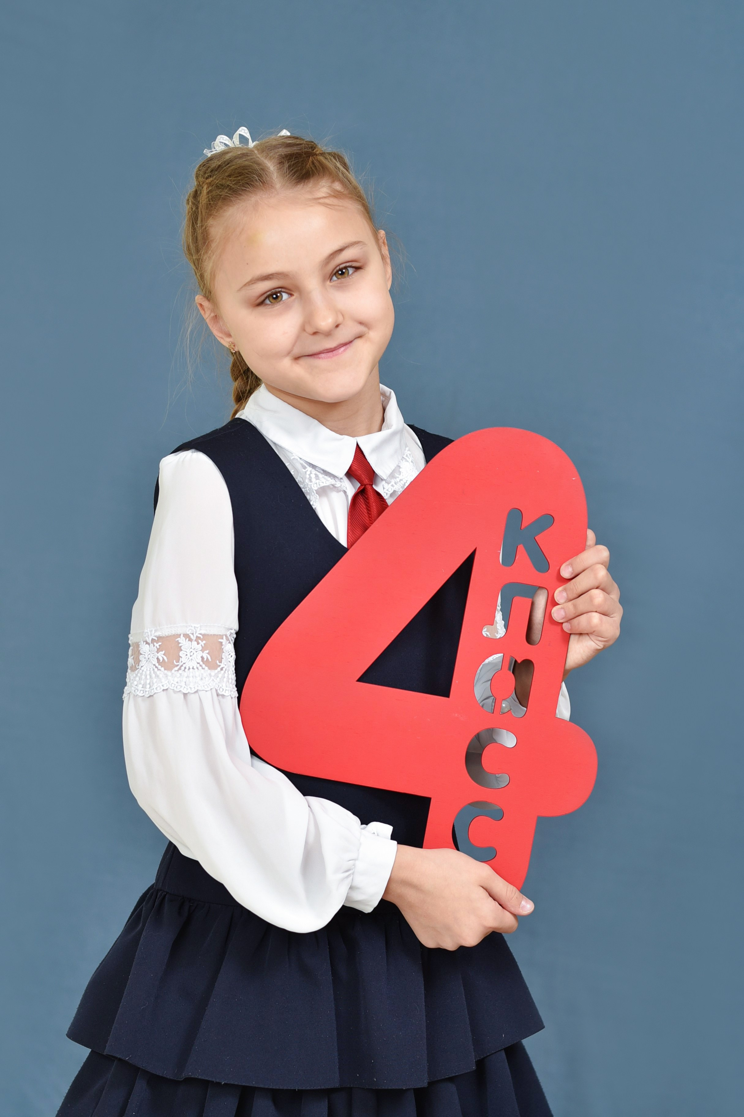 ПОРТРЕТЫ. Школьный фотограф ЛАРИСА МАТВЕЕНКО