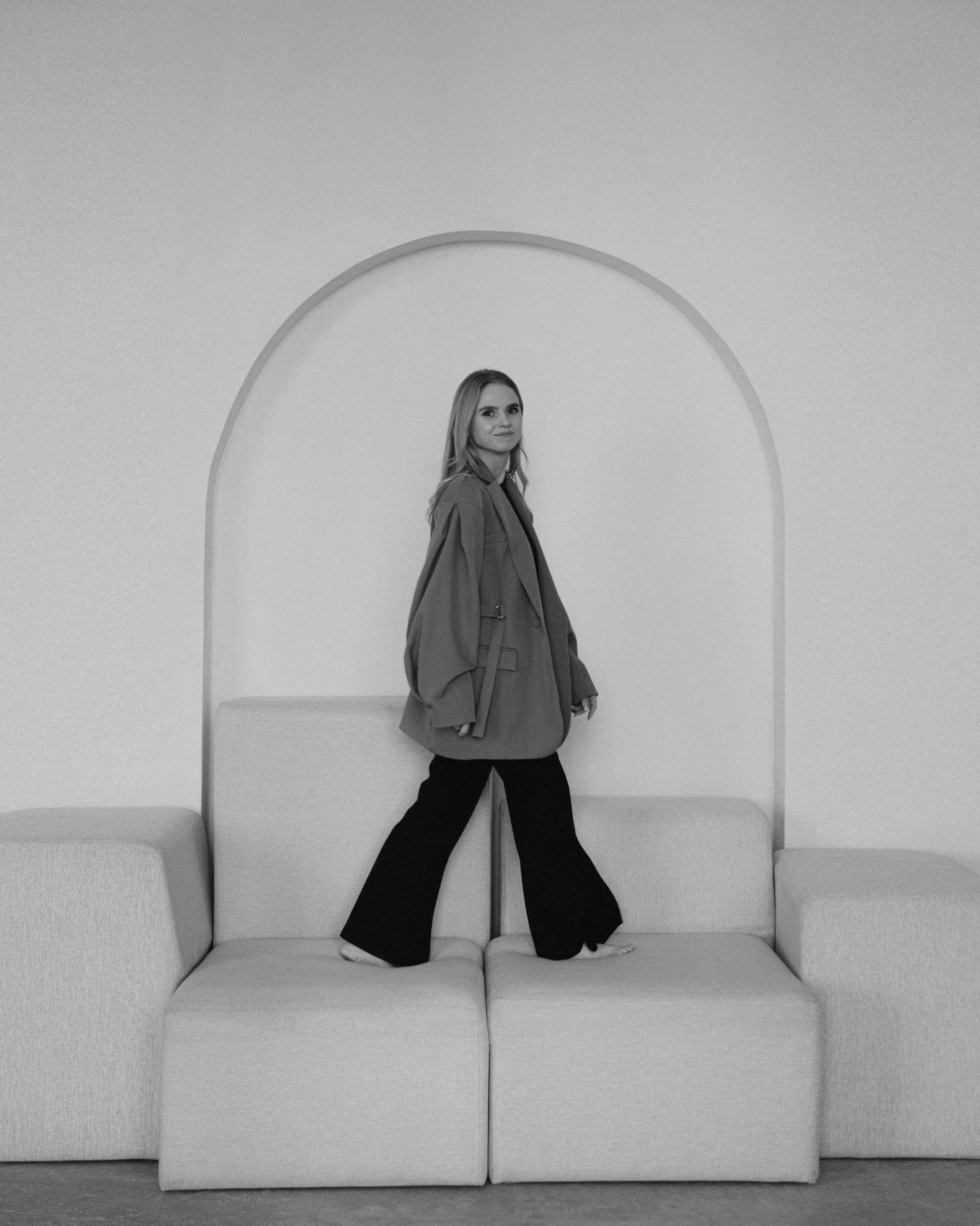 Белое. Чёрное. Никита Погосов