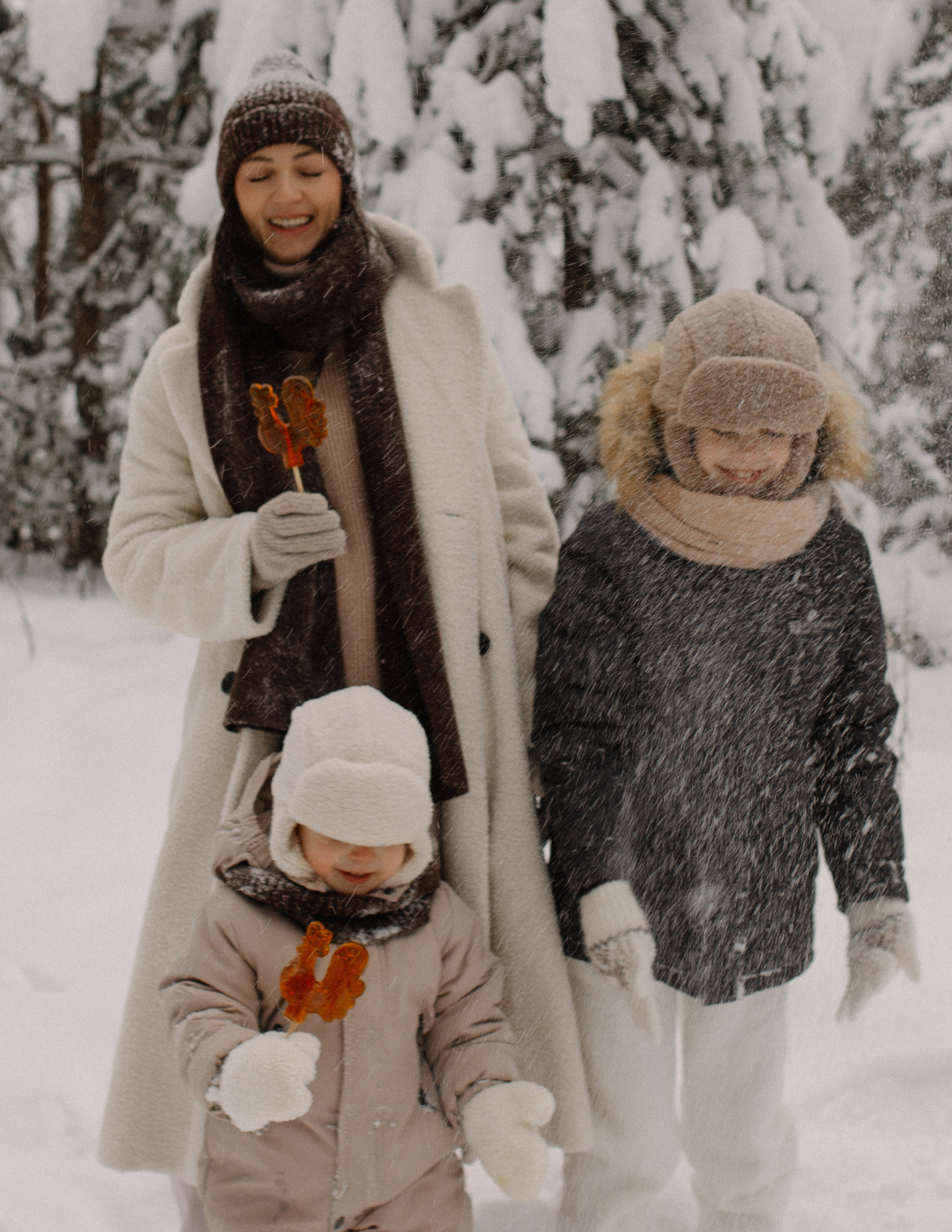 Алёна, Лёша и Миша. Семейный фотограф Тихвин, Санкт-Петербург и ЛО