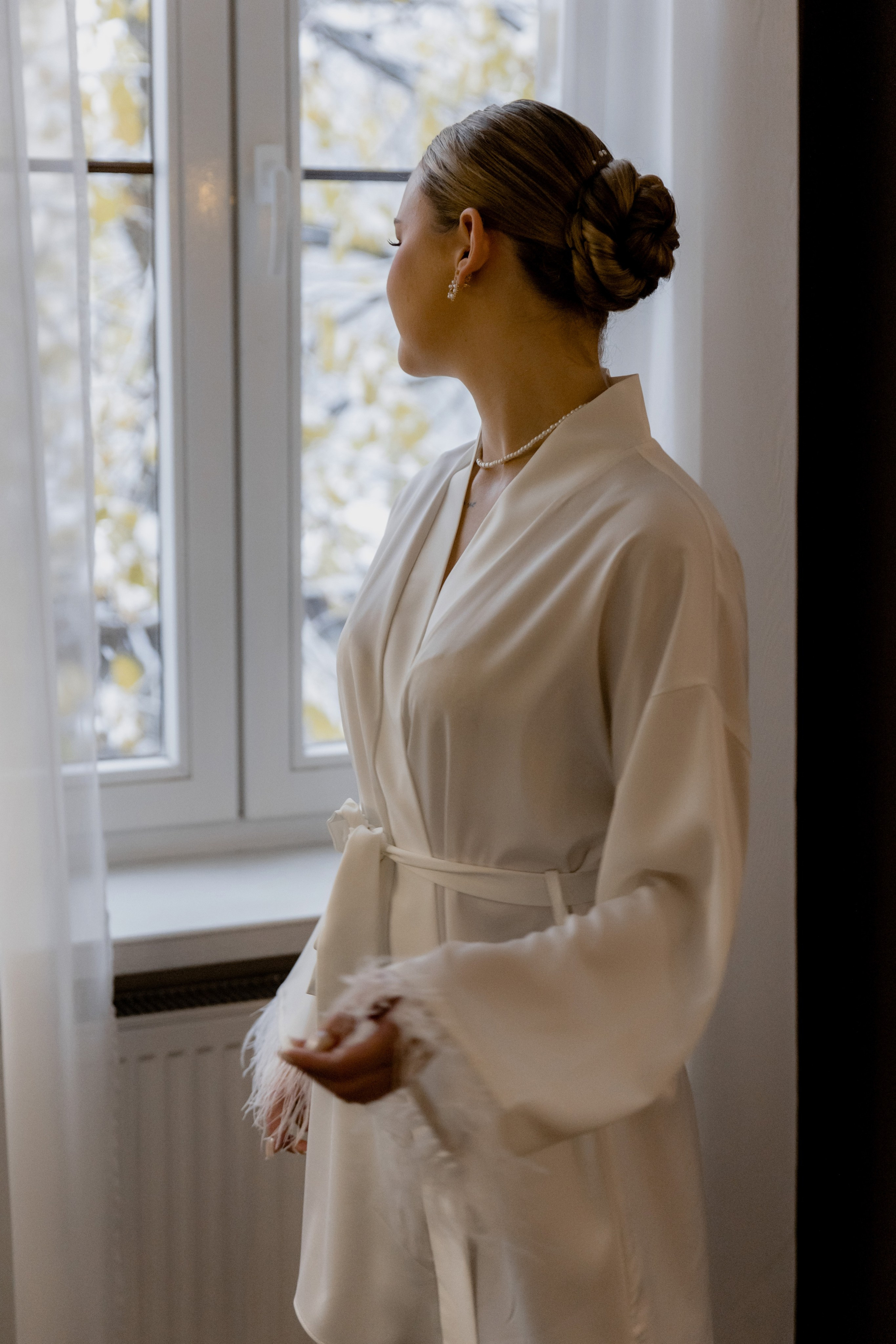 Свадебная фотосессия в отеле Чайковский г. Калининград. Свадебный фотограф Калининград