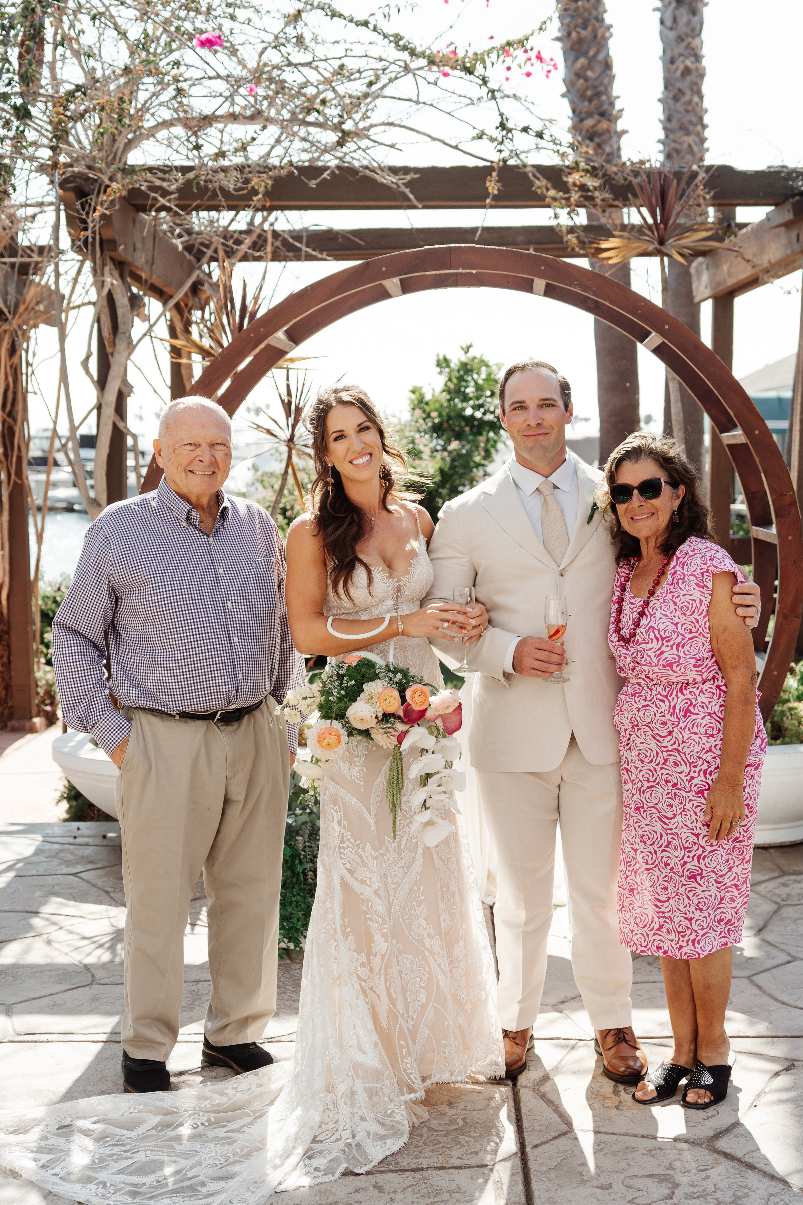 2025-08-16_BryanAmber. Ретушер Зенькевич Света