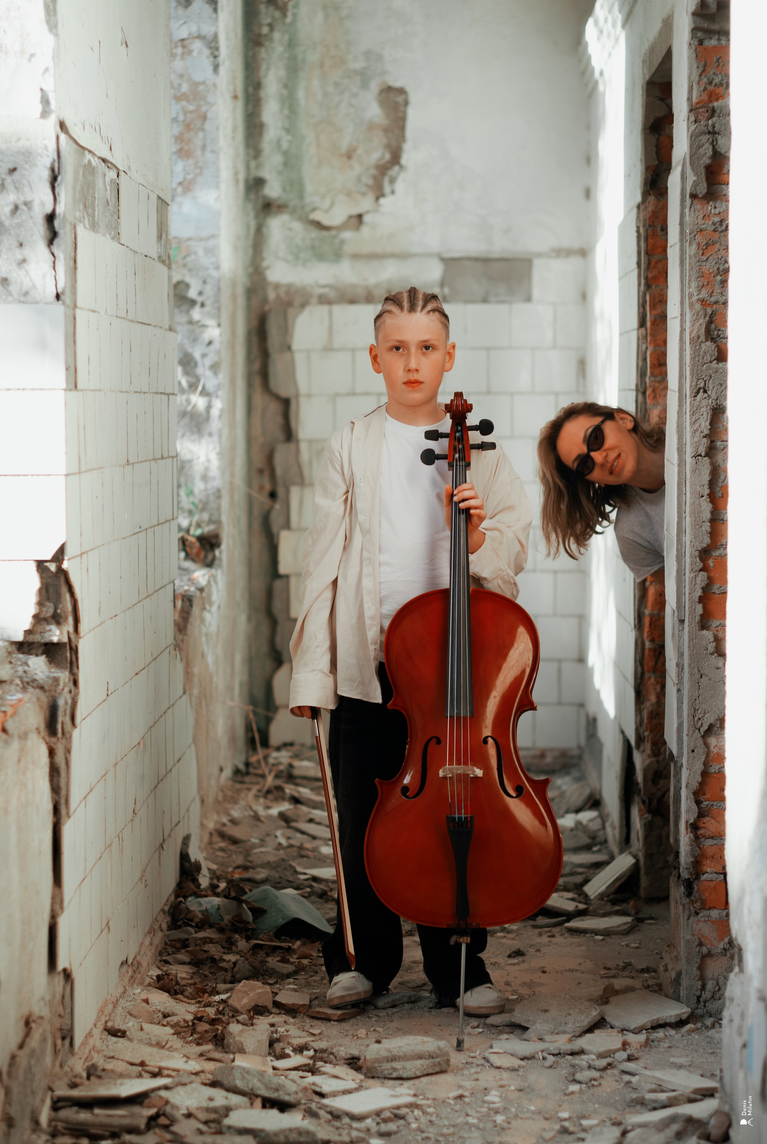 Виолончелист. Портретный фотограф Денис Милютин