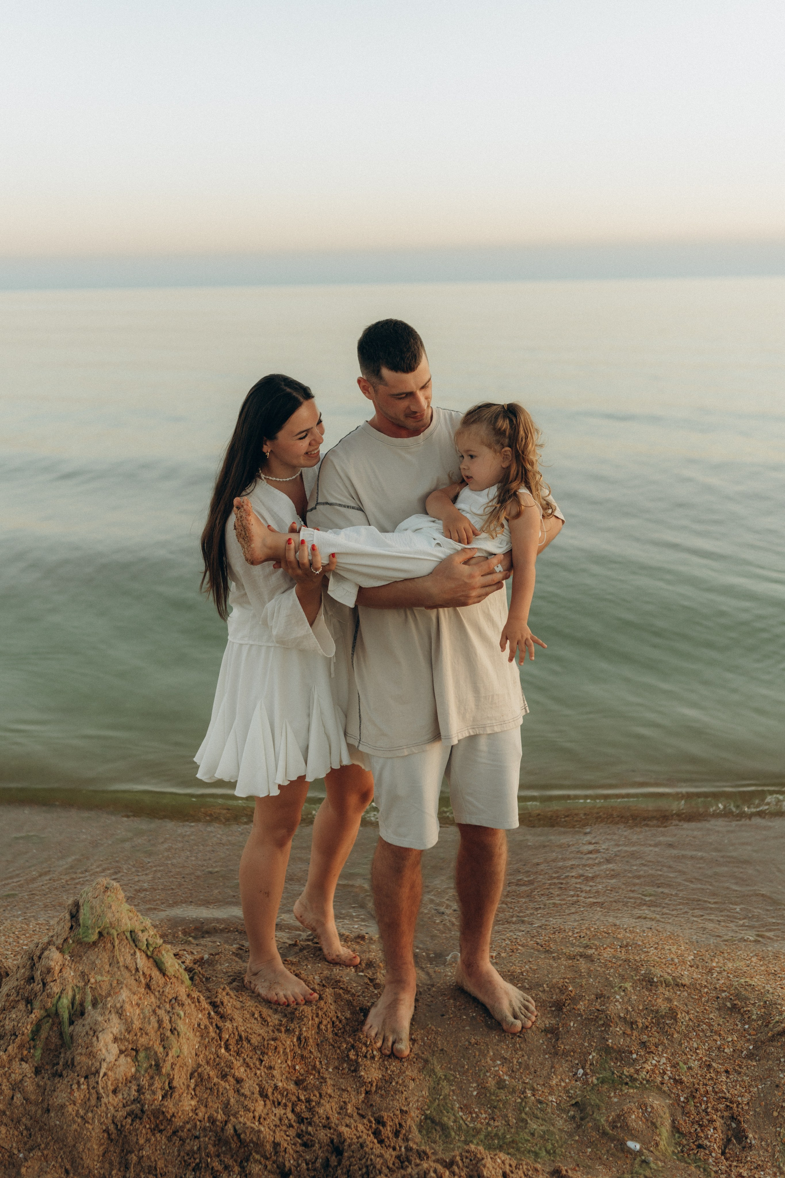 Приключения Аделины на море. Семейный lifestyle фотограф в Москве Рената Рафикова