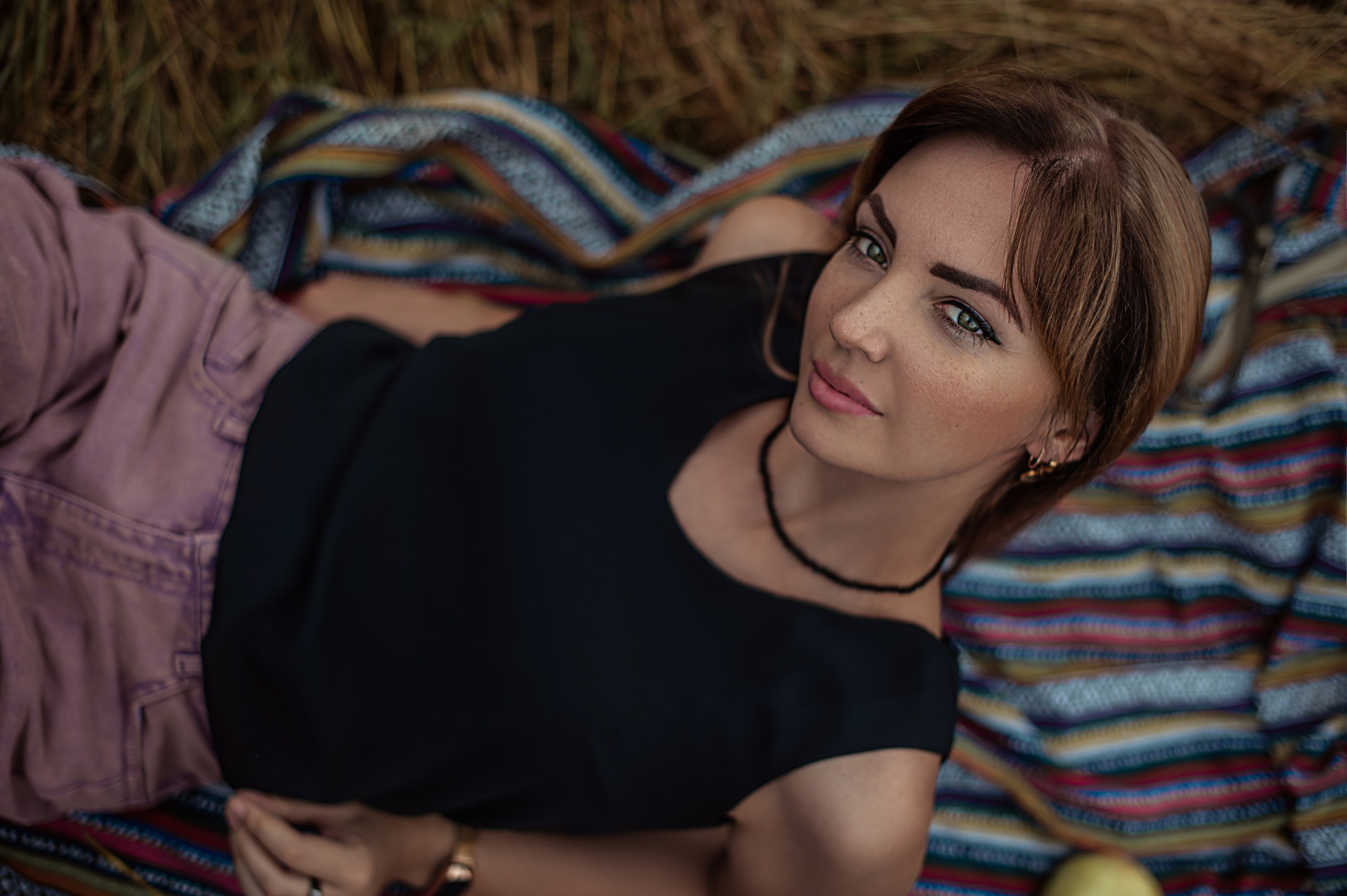 Nina. Елена Северина фотограф, Алматы: репортаж (спорт, концерты, конференции), предметная и фуд-съёмка, портреты, каталоги, фэшн, ретушь