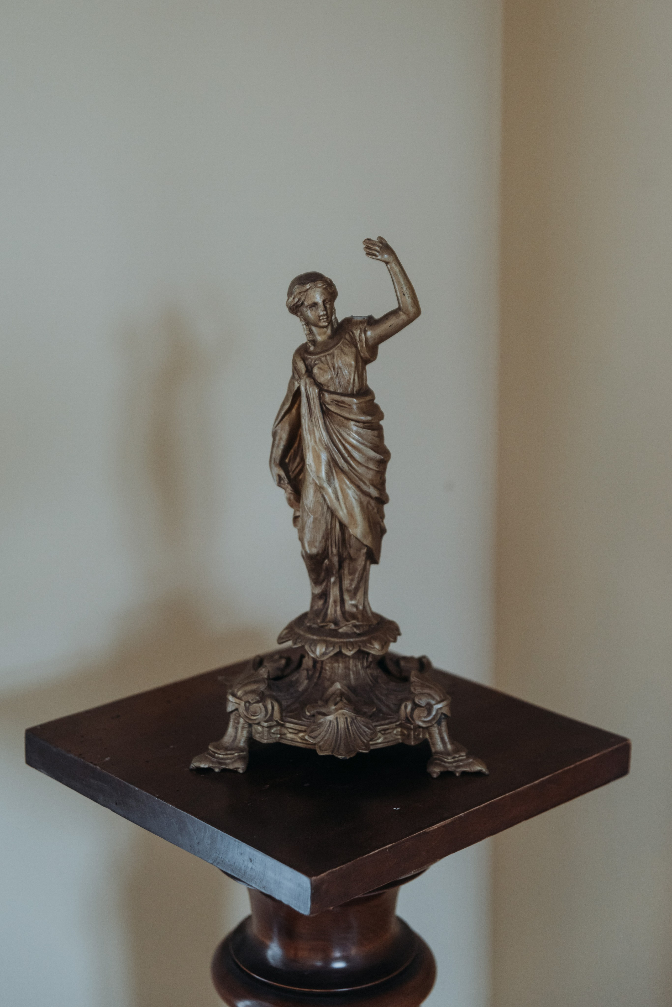 Свадебная фотосессия в Твери в красивой локации в замке в Московской области. Свадебный фотограф в Твери, Москве и Санкт-Петербурге Денисова Екатерина