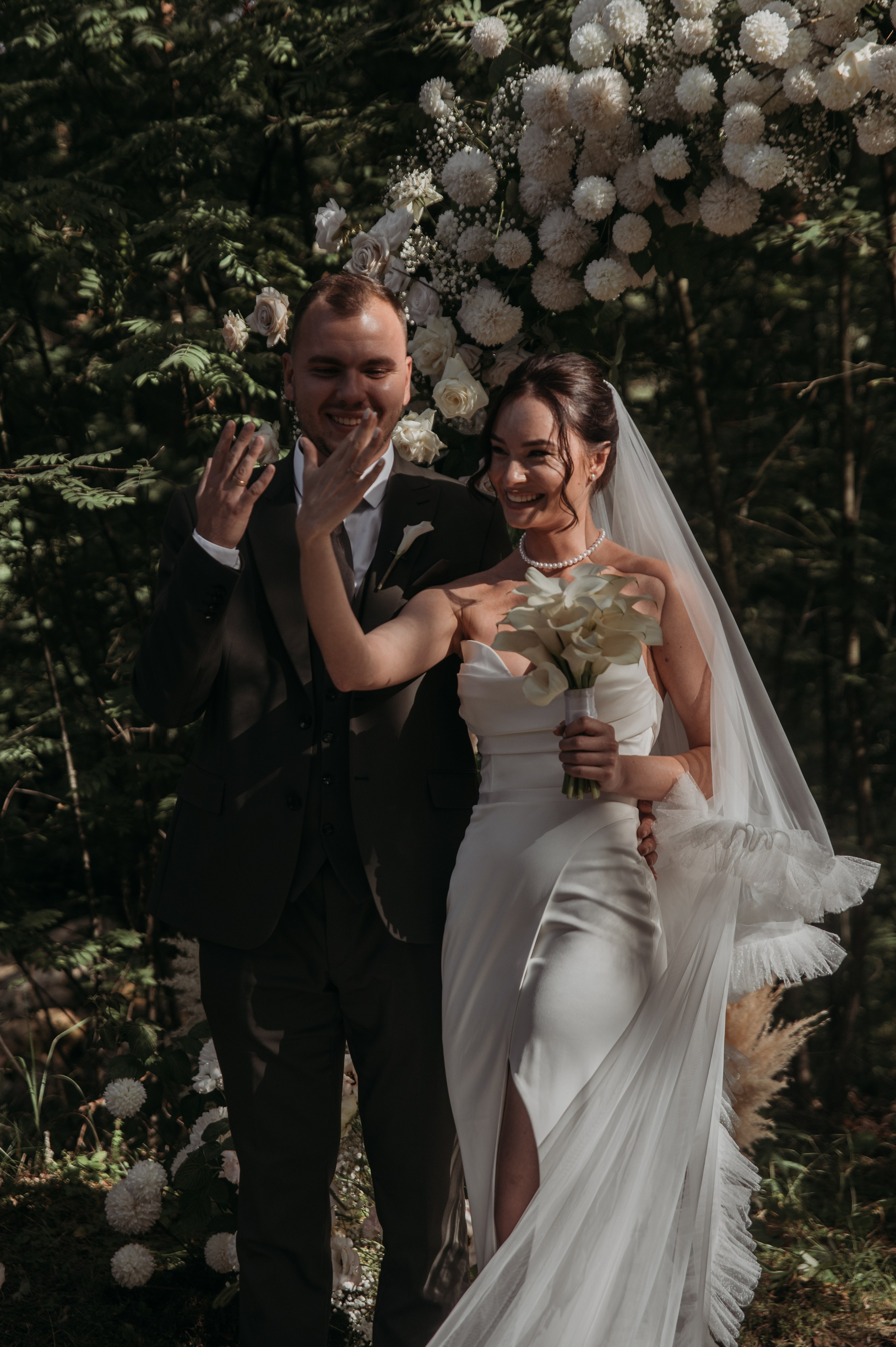 Галерея со свадьбы в Твери, красивая пара в Домотканово. Свадебный фотограф в Твери, Москве и Санкт-Петербурге Денисова Екатерина