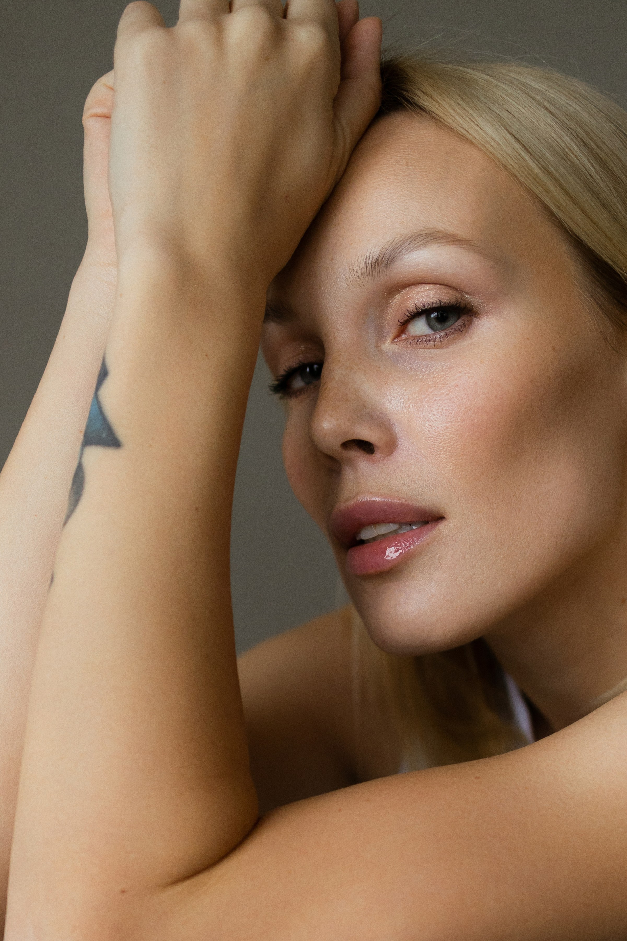 Женский портрет. Портретный фотограф СПб, женский фотограф, минимализм и эстетика