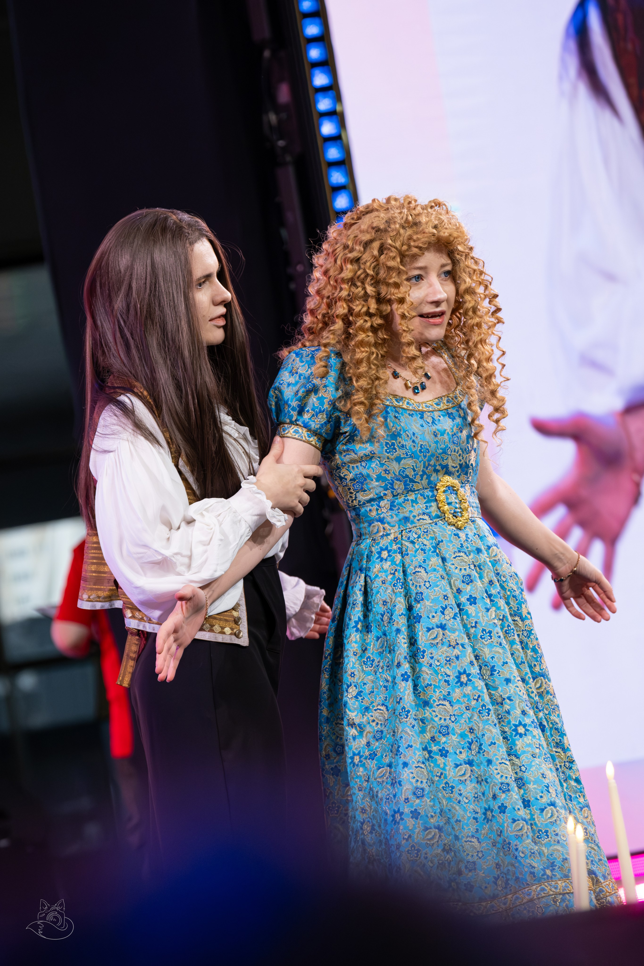 Сцена РЭД ЭКСПО 2024. Косплей фотограф