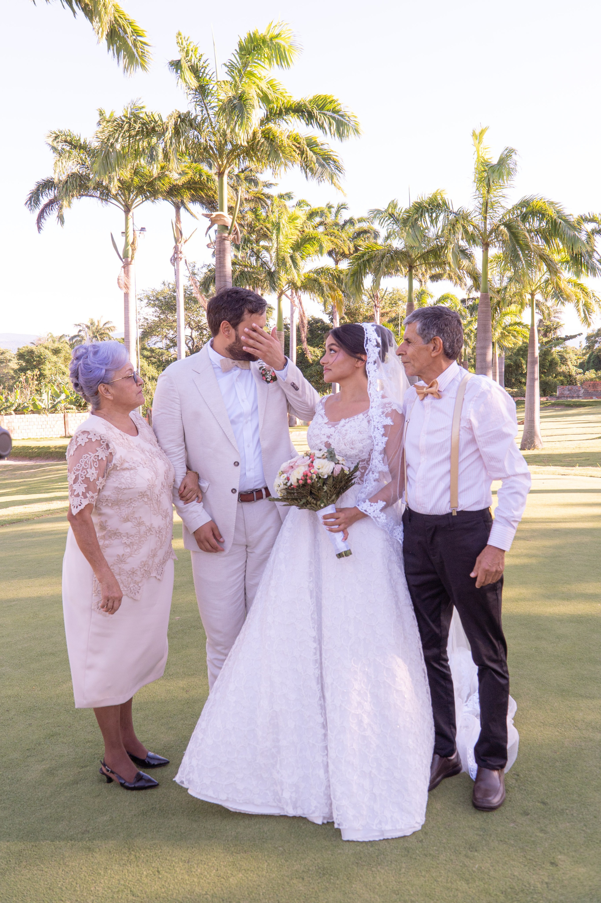 Carola & Gerson. Wedding Photographer in Barcelona and Medellin