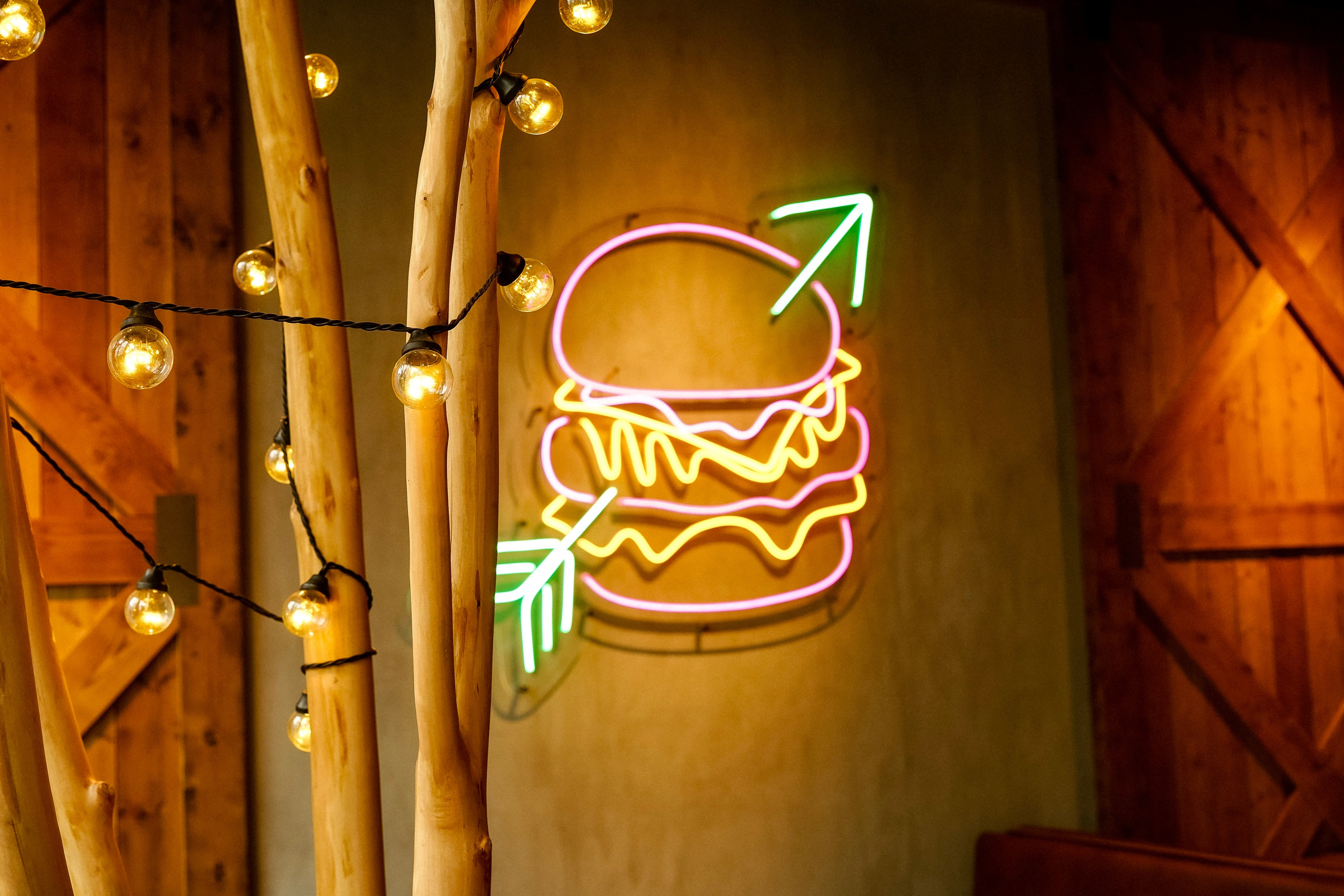 BB&Burgers. AMODEO STUDIO