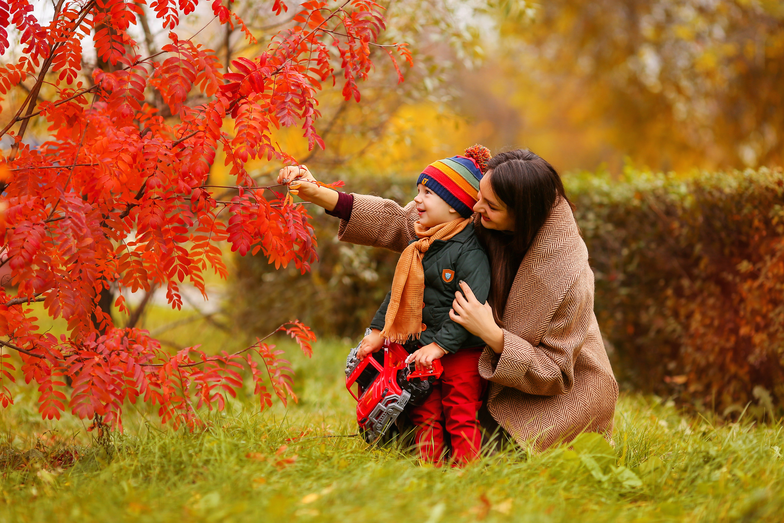 Семейная прогулочная фотосессия в Омске. Фотограф в Омске Таня Бережная